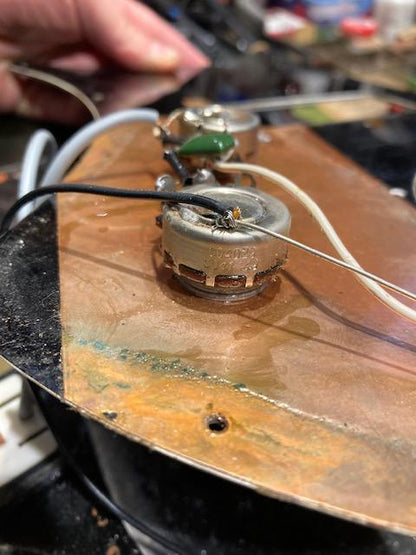 Guild B-301 Bass Black 1974 Bass Guitars / 4-String