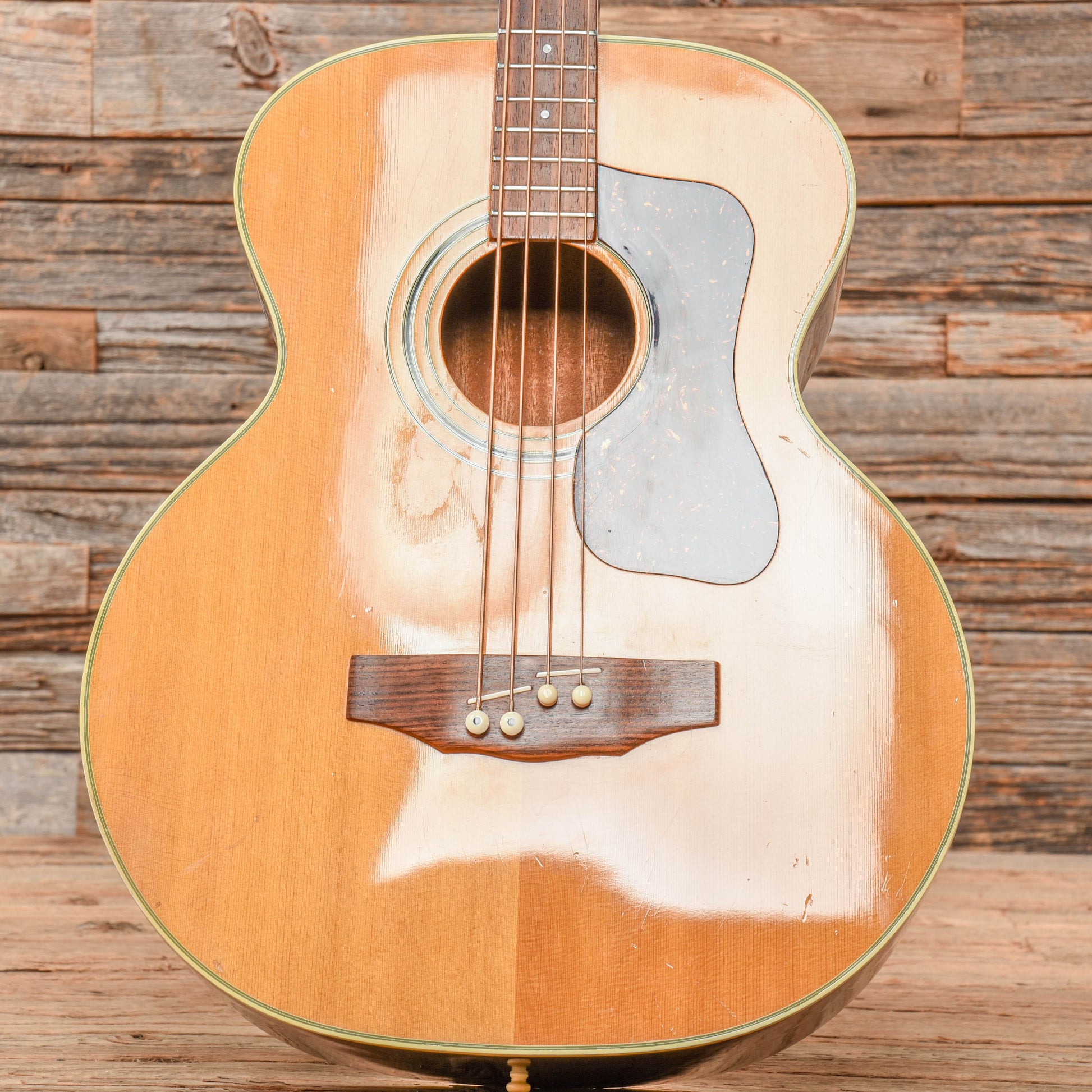 Guild B-50 Acoustic Bass Natural 1981 Bass Guitars / 4-String