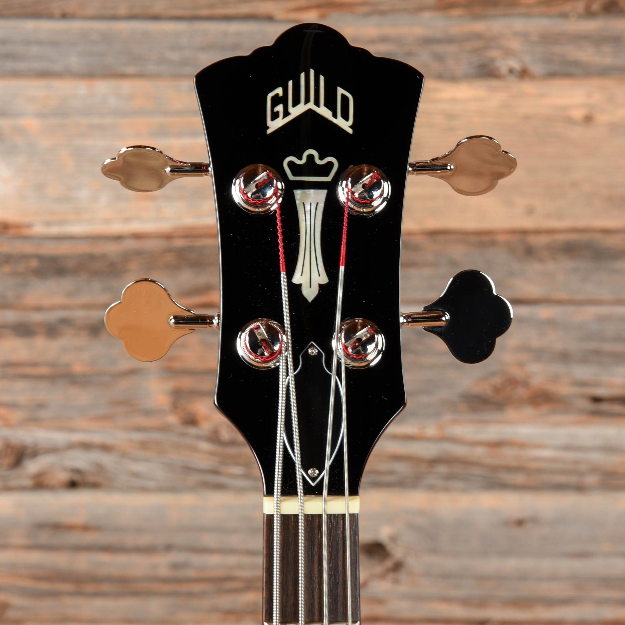 Guild Starfire I Bass Cherry – Chicago Music Exchange