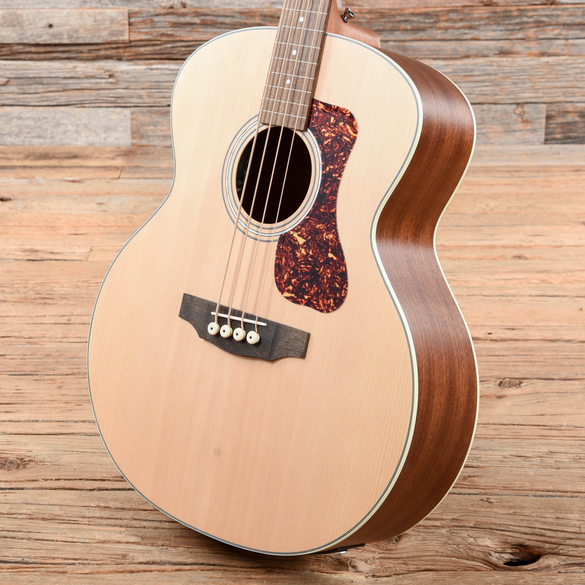 Guild Westerly B-240EF Fretless Acoustic Electric Bass Bass Guitars / Acoustic Bass Guitars