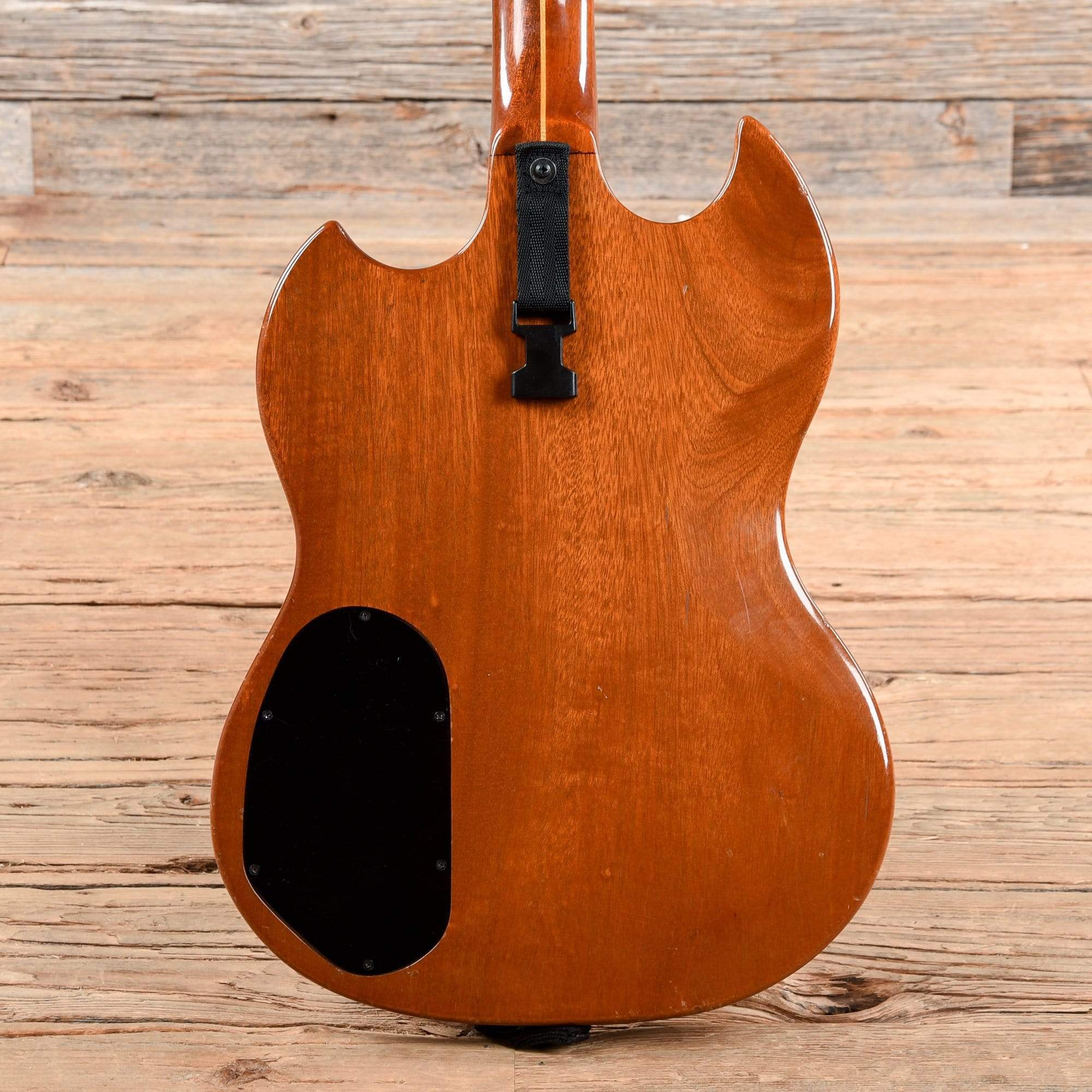 Guild Jetstar I Bass Natural 1976 – Chicago Music Exchange