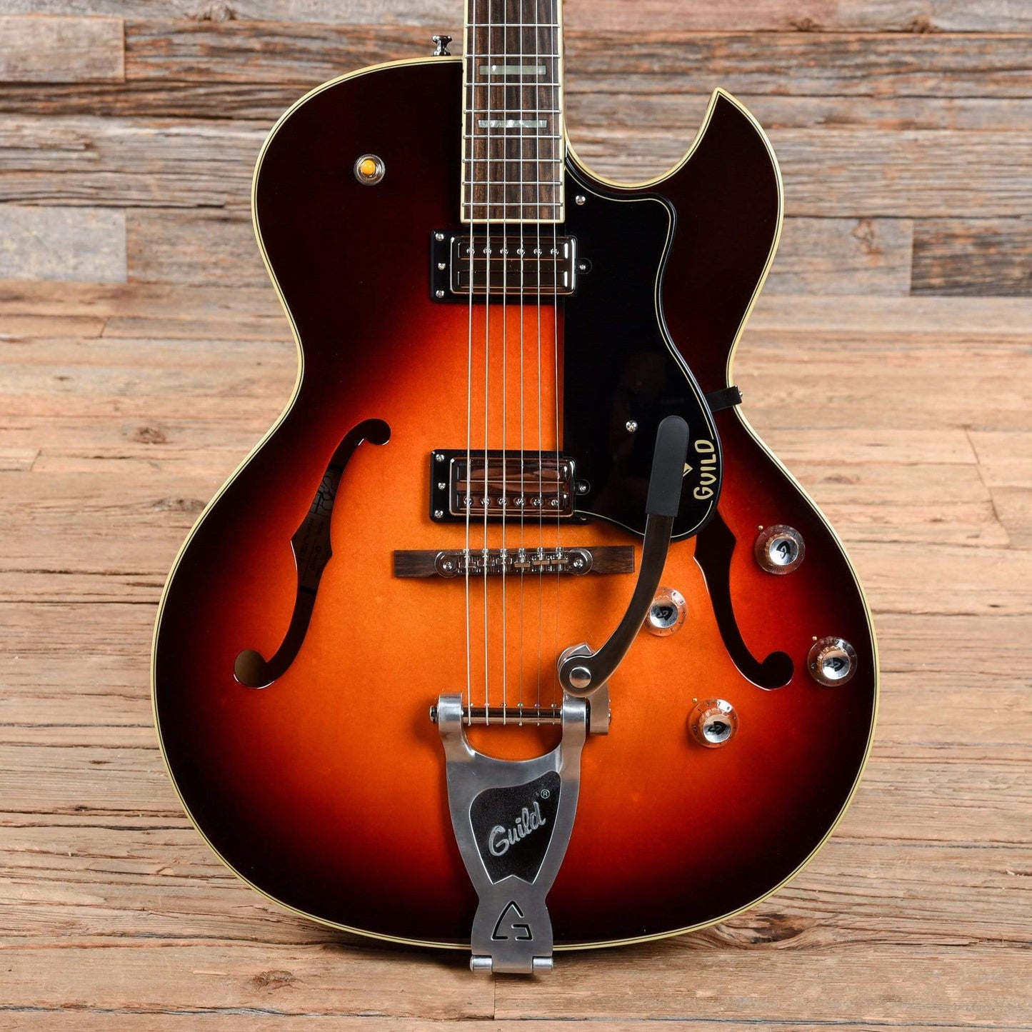 Guild CE-100D Capri Hollowbody Antique Sunburst Electric Guitars / Hollow Body