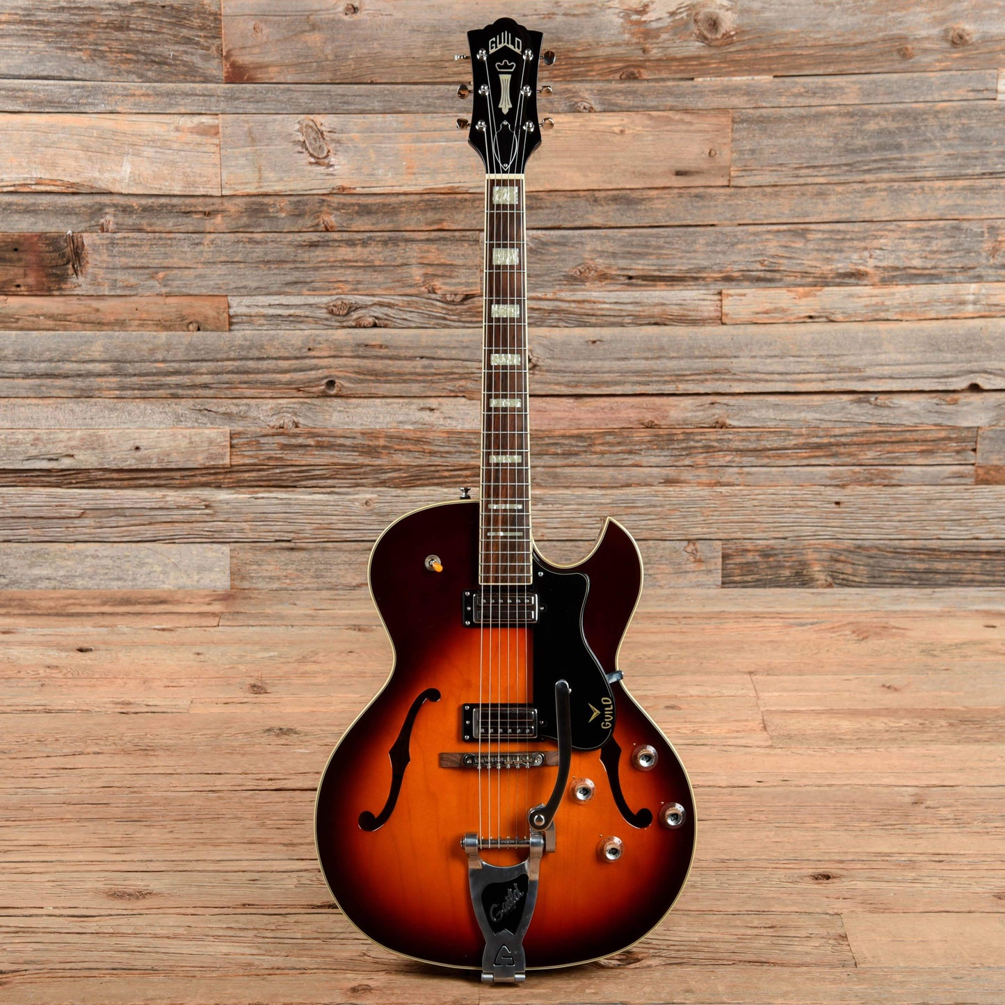 Guild Newark St. Collection CE-100D Sunburst 2014 Electric Guitars / Hollow Body