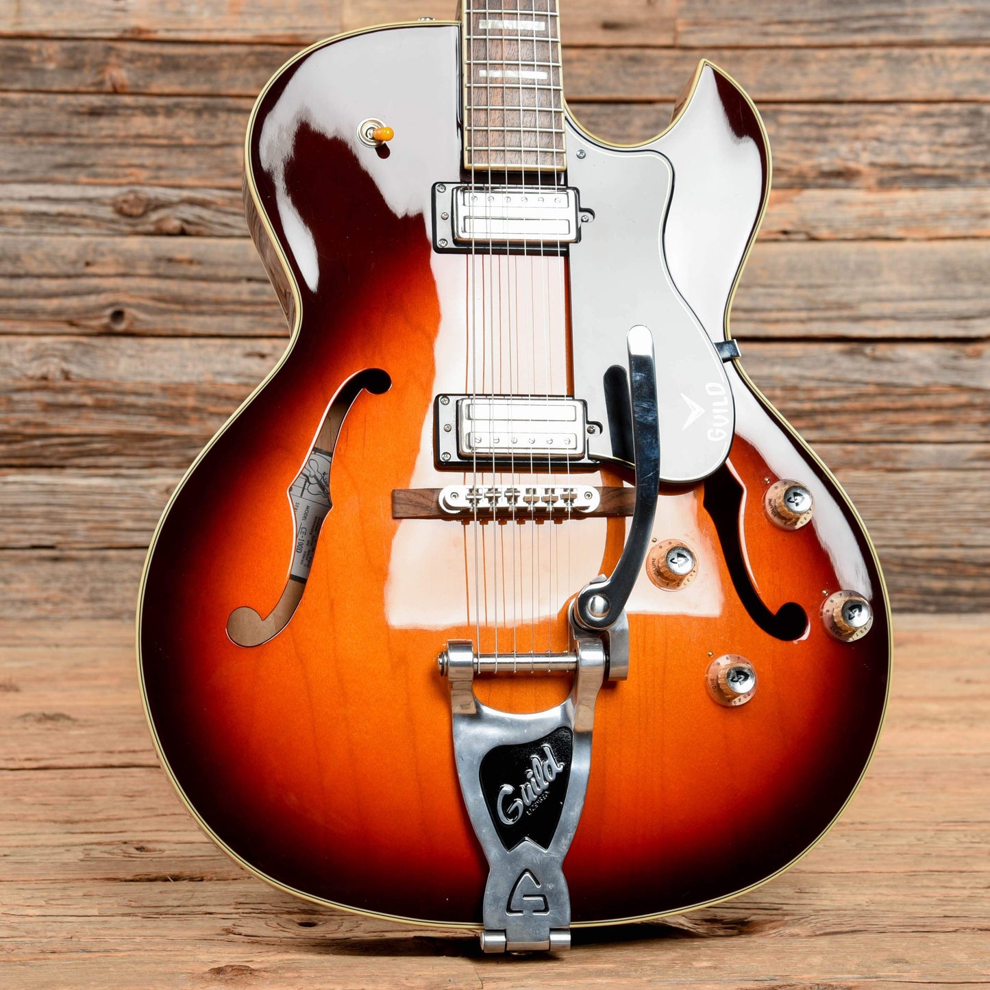 Guild Newark St. Collection CE-100D Sunburst 2014 Electric Guitars / Hollow Body