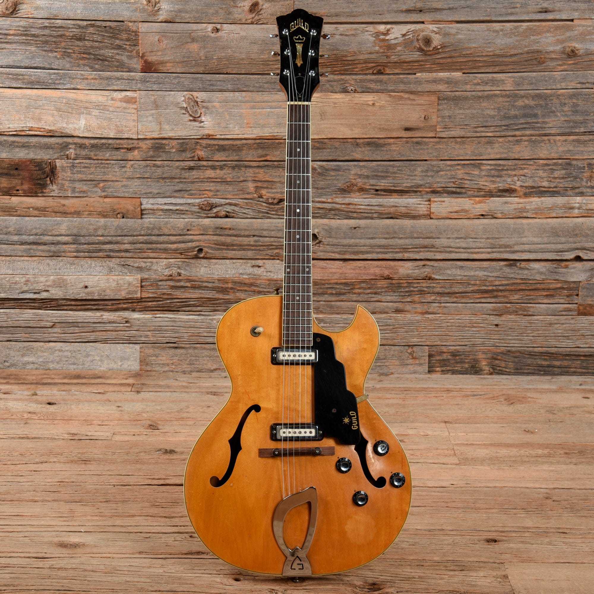 Guild T-100D Slim Jim Blonde 1966 – Chicago Music Exchange