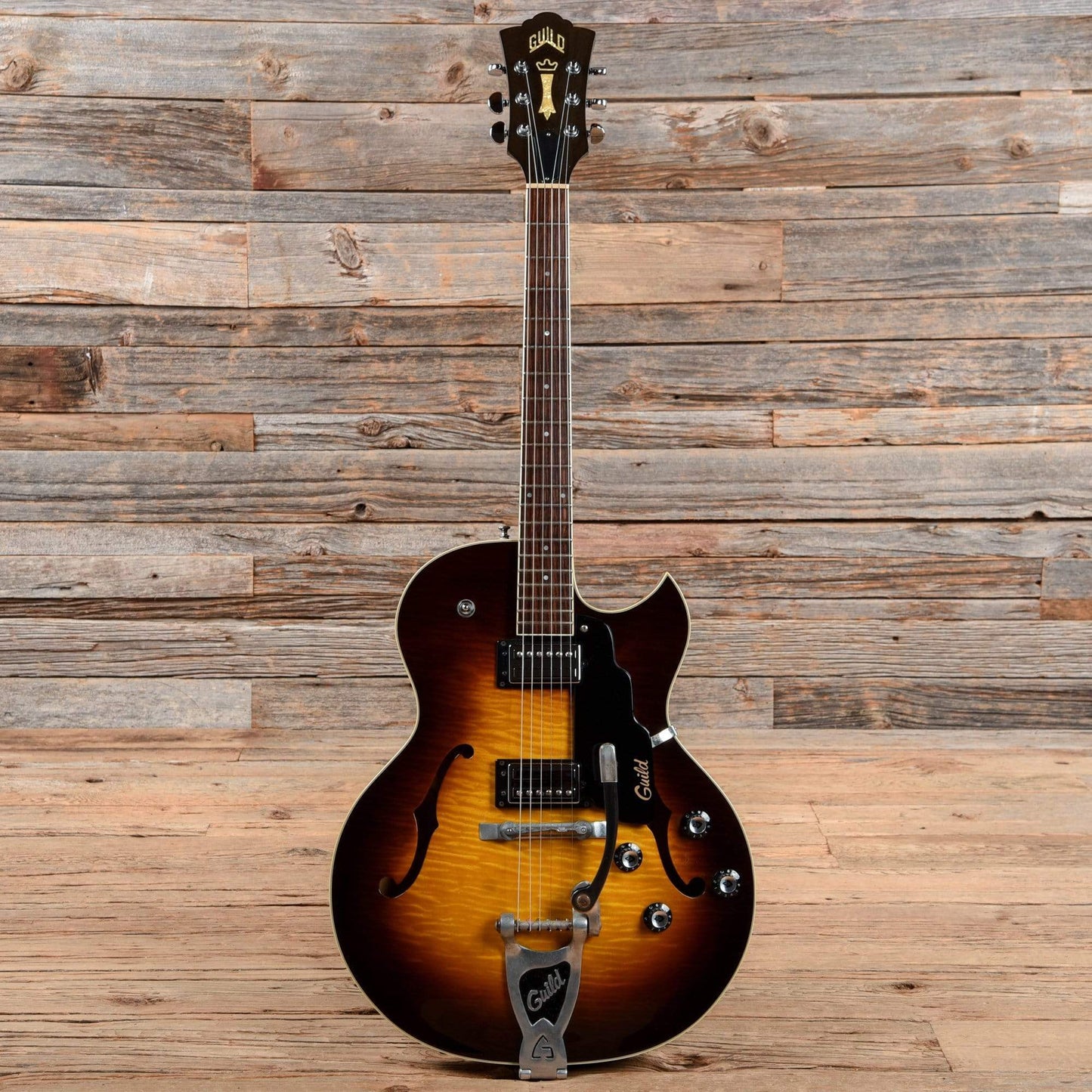 Guild USA Starfire III Sunburst 1997 Electric Guitars / Hollow Body