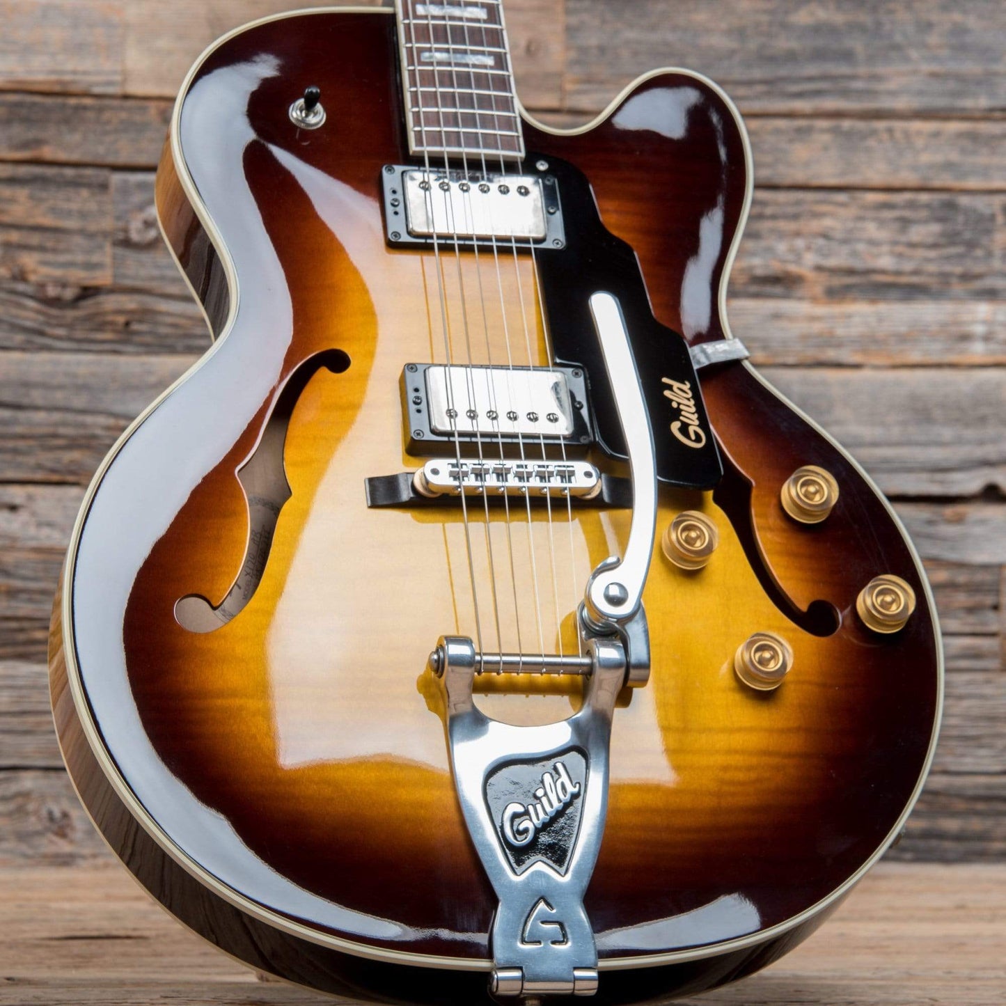 Guild X-170 Manhattan Sunburst 1997 Electric Guitars / Hollow Body