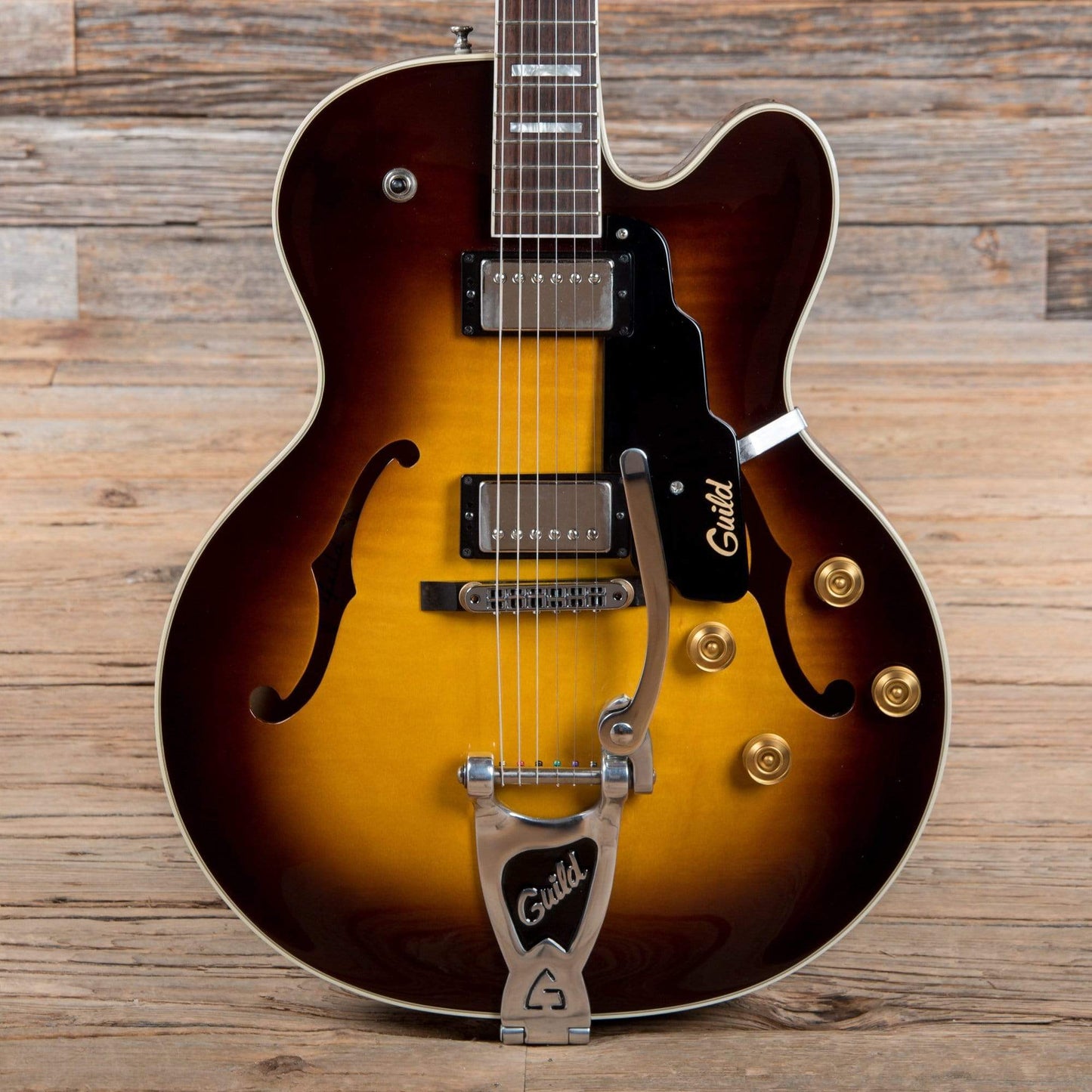 Guild X-170 Manhattan Sunburst 1997 Electric Guitars / Hollow Body