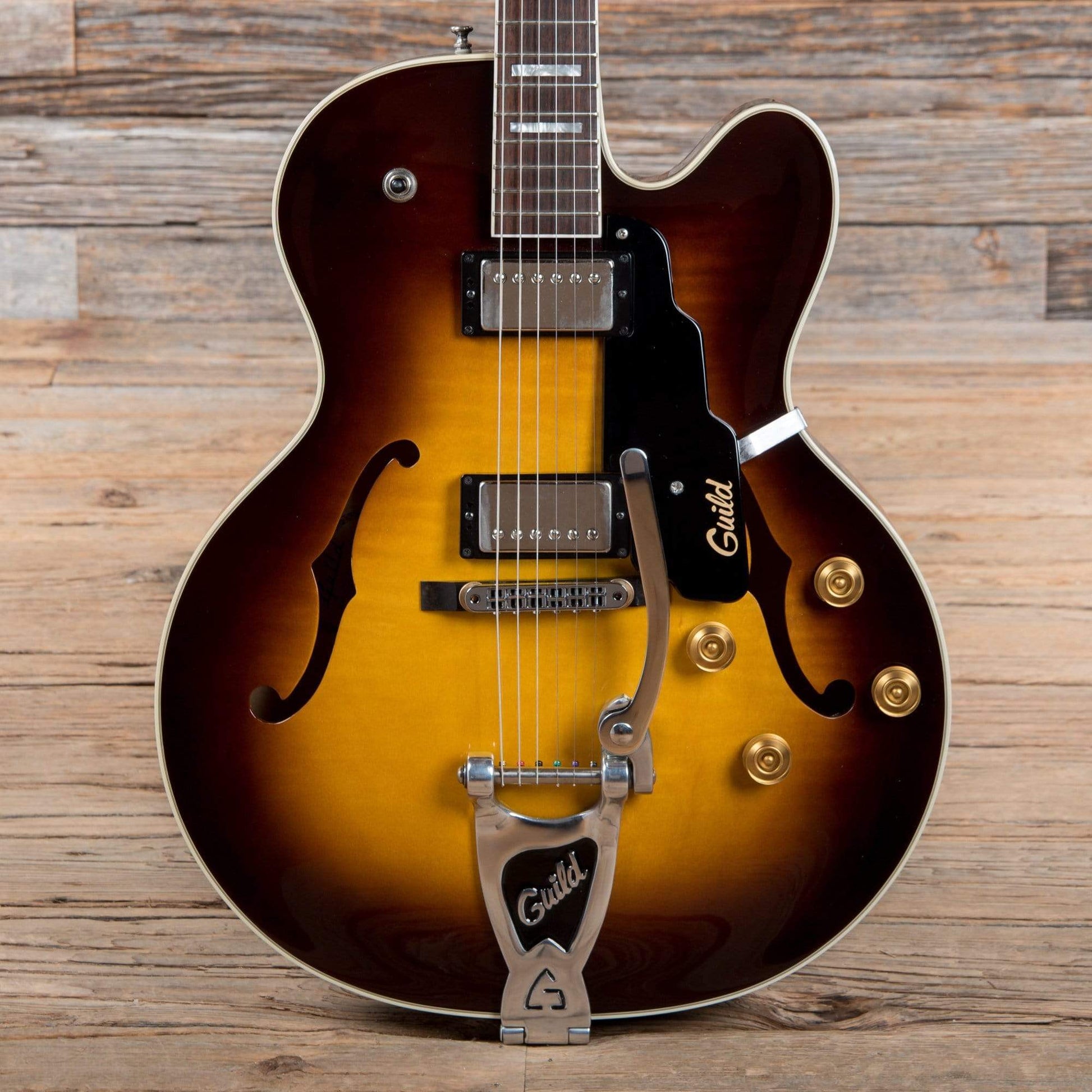 Guild X-170 Manhattan Sunburst 1997 Electric Guitars / Hollow Body