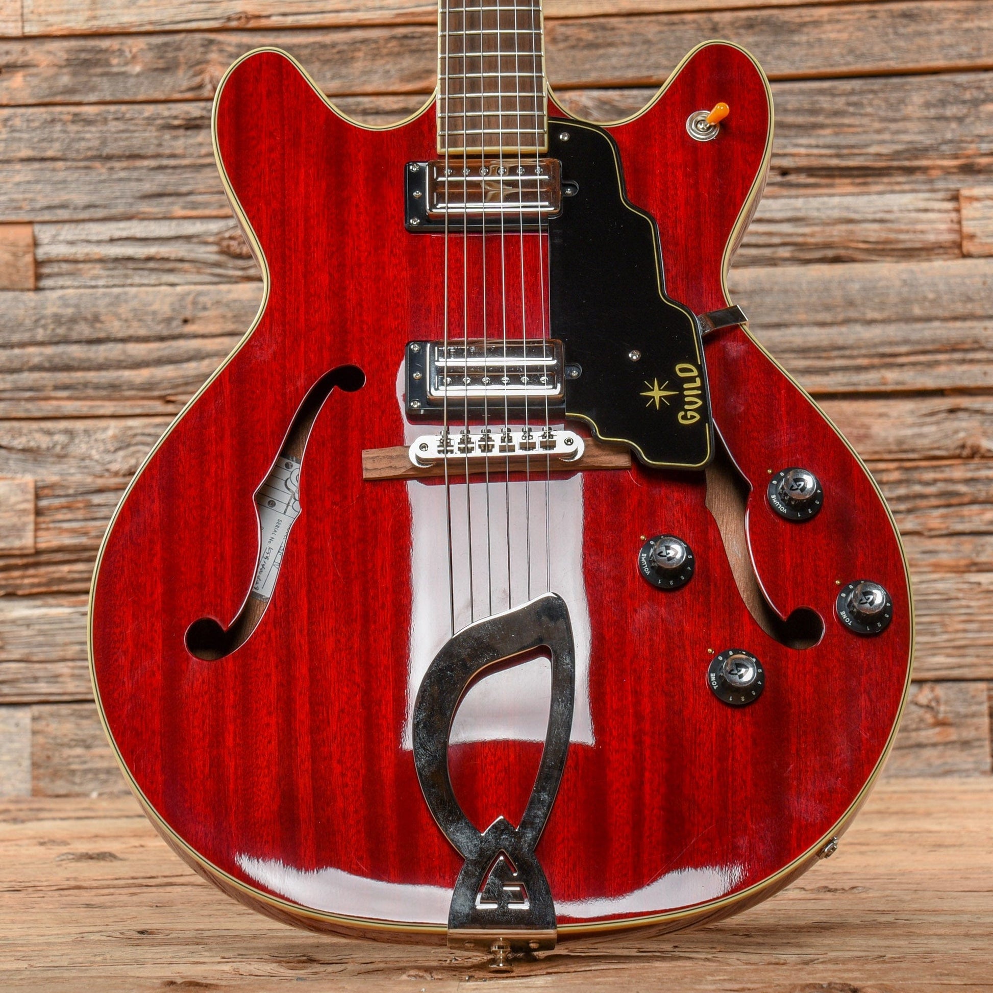 Guild Newark St. Collection Starfire IV Cherry 2014 Electric Guitars / Semi-Hollow