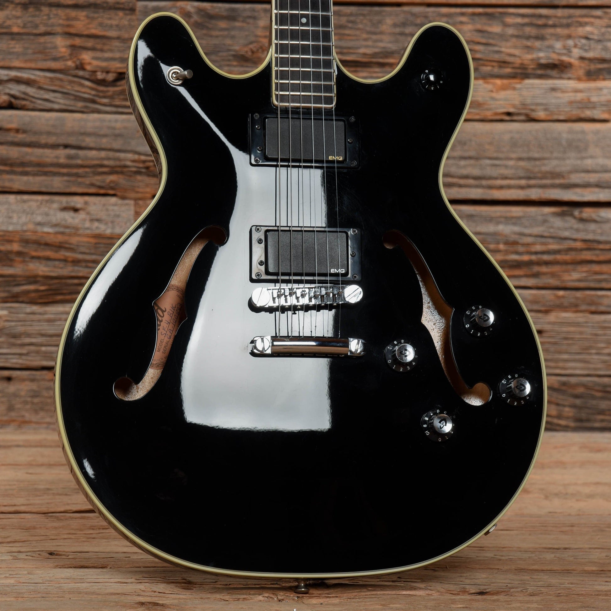 Guild Starfire IV Black 1984 Electric Guitars / Semi-Hollow