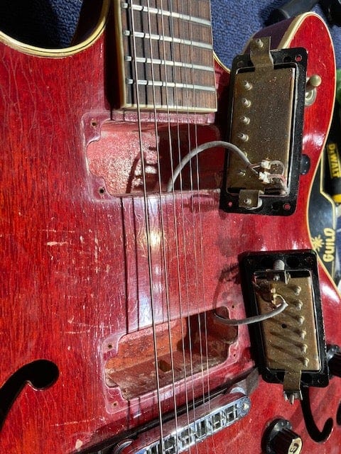 Guild Starfire V Cherry 1967 Electric Guitars / Semi-Hollow