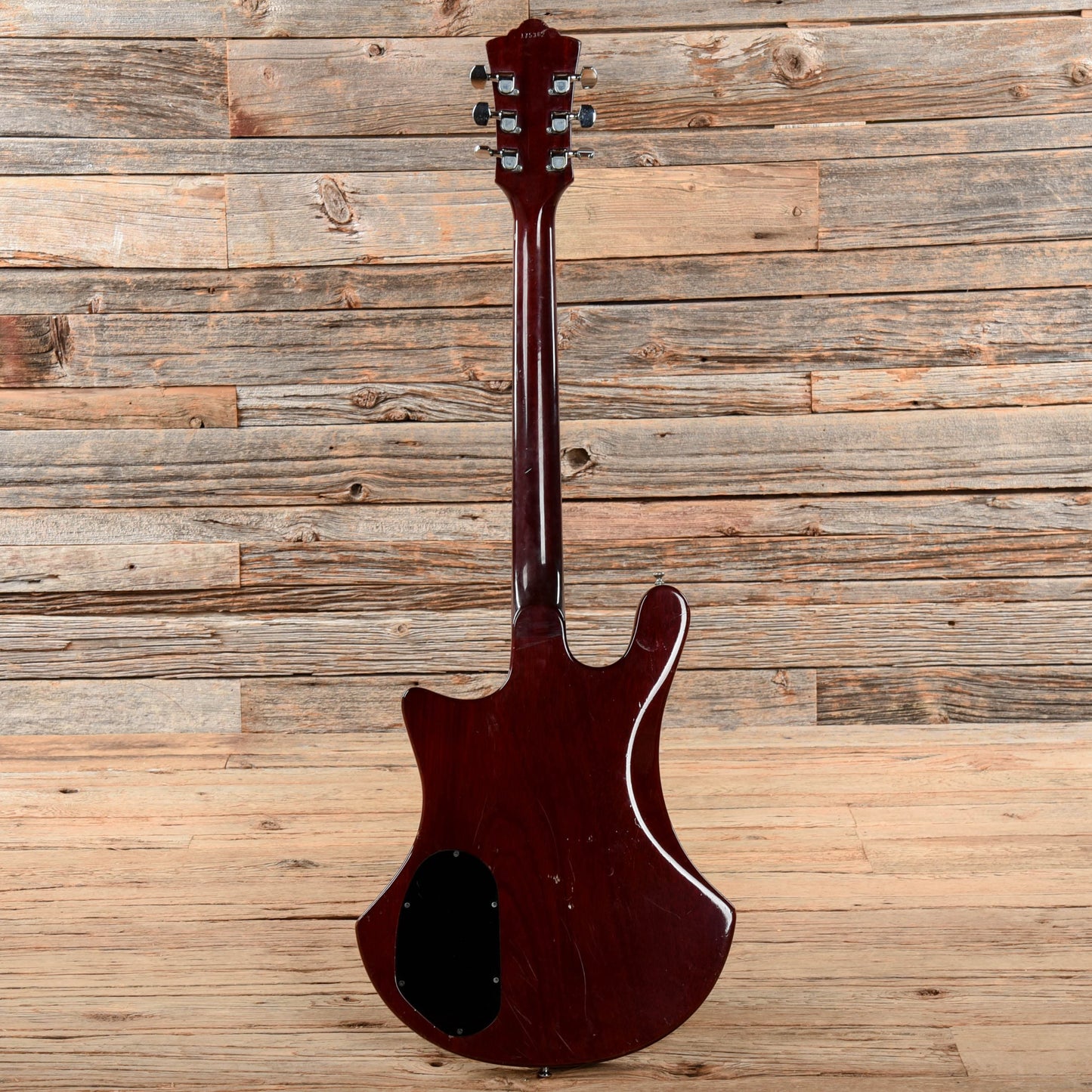 Guild S-300 Cherry 1978 Electric Guitars / Solid Body