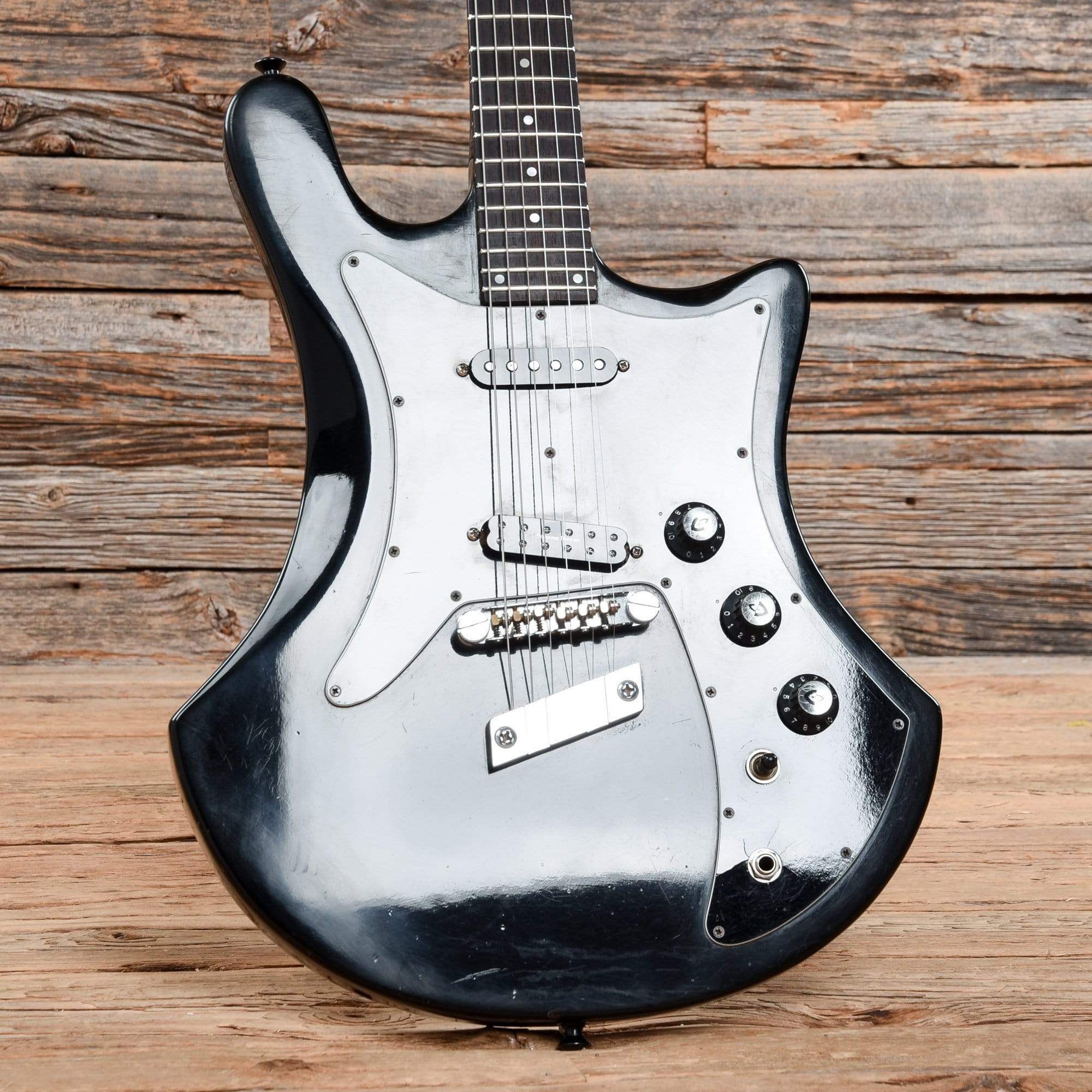 Guild S60d Guild S60-D Black 1980 – Chicago Music Exchange