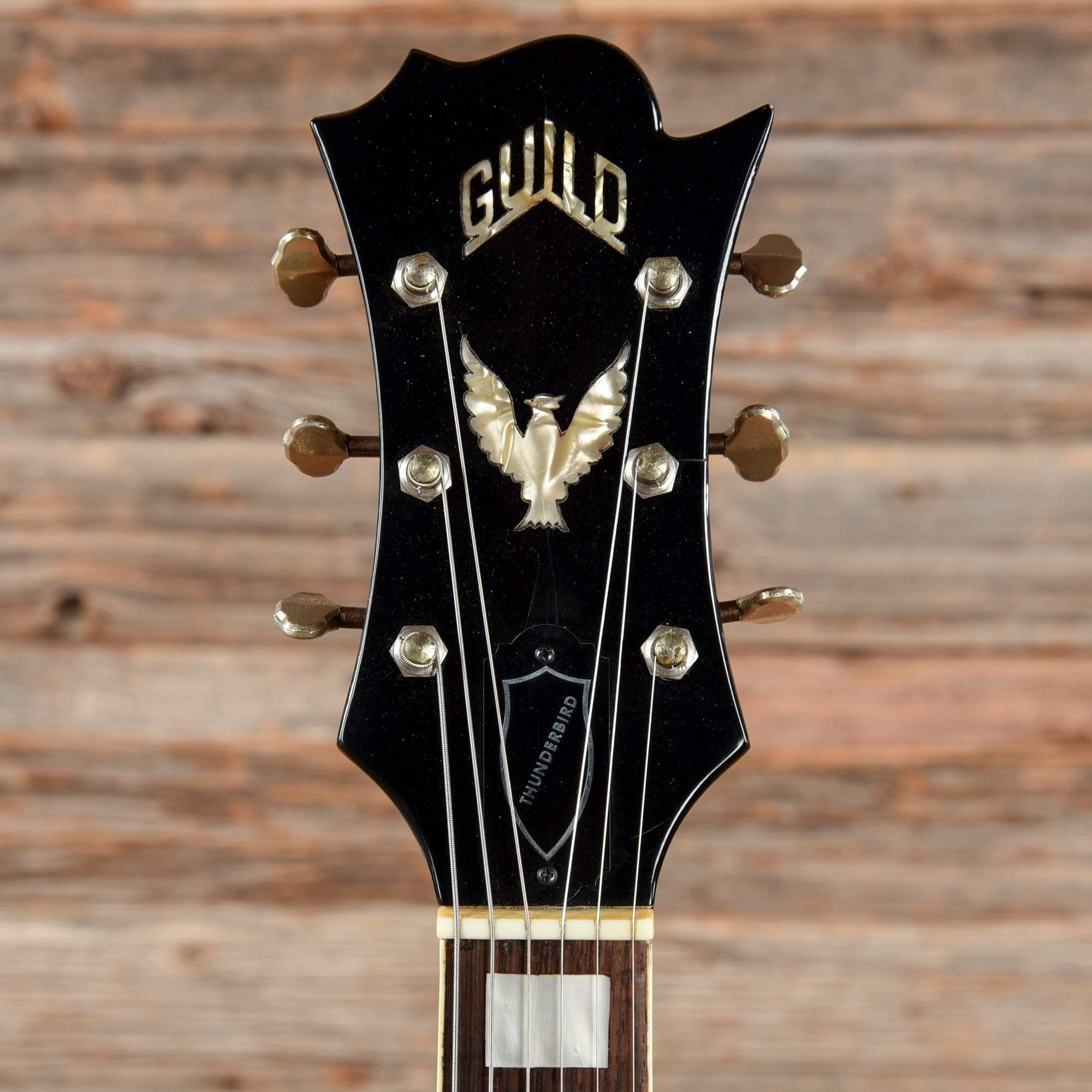 Guild Thunderbird Cherry 1965 Electric Guitars / Solid Body