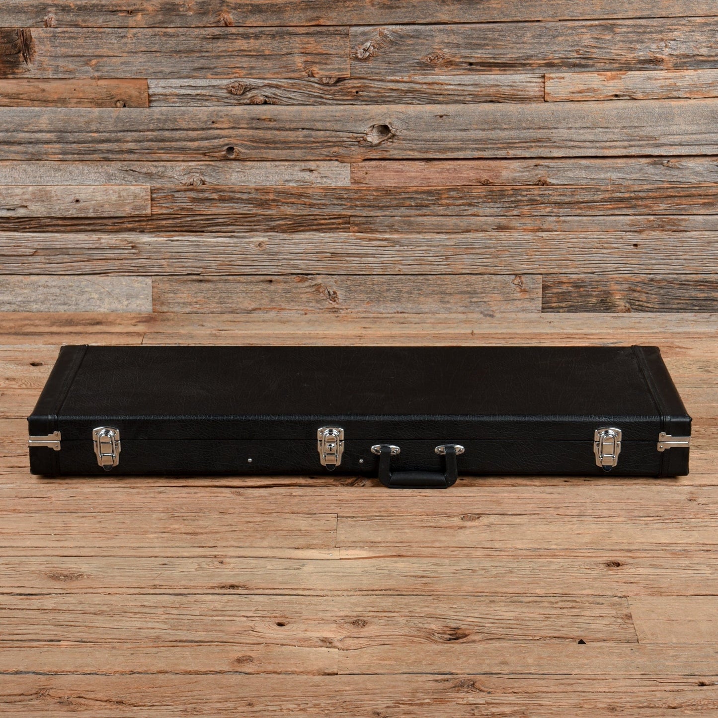 Guild USA S-100 Polara Reissue White 1997 Electric Guitars / Solid Body