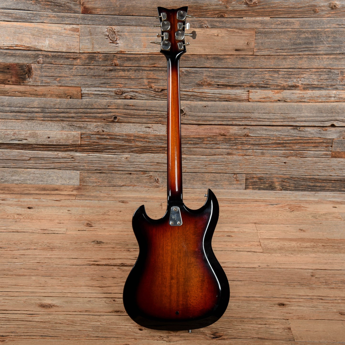 Hagstrom H8 3-Color Sunburst Bass Guitars / 5-String or More