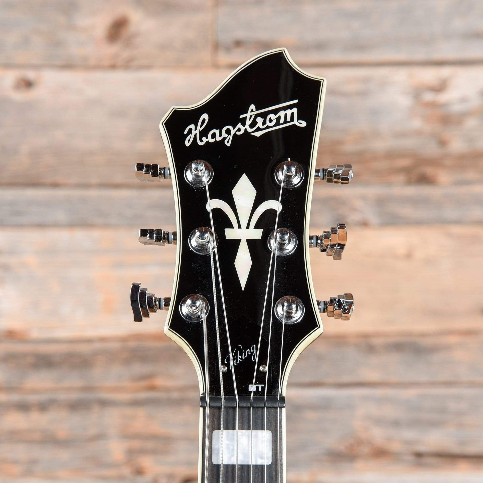 Hagstrom Viking Deluxe Baritone Sunburst 2018 Electric Guitars / Semi-Hollow