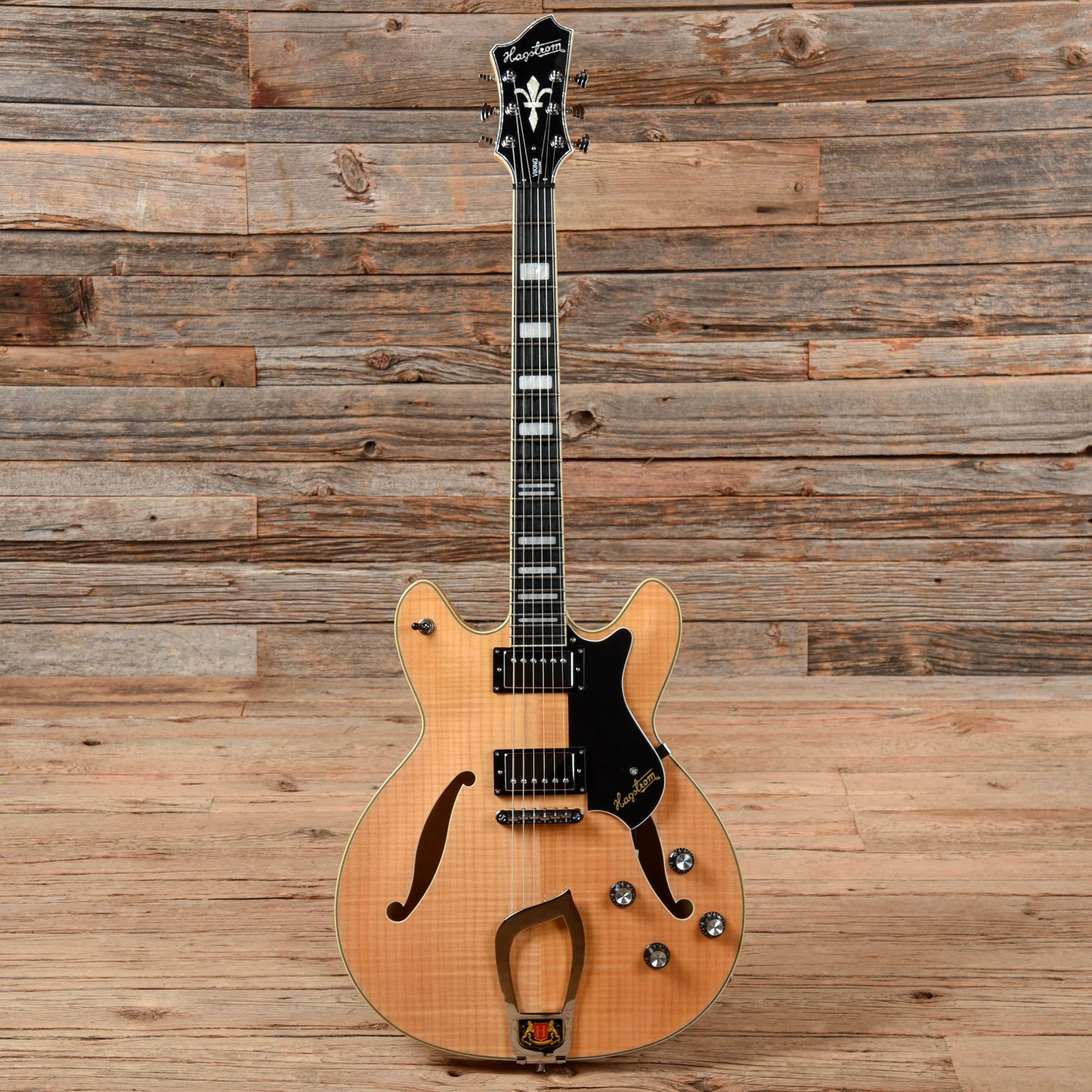 Hagstrom Viking Deluxe Natural 2010 Electric Guitars / Semi-Hollow