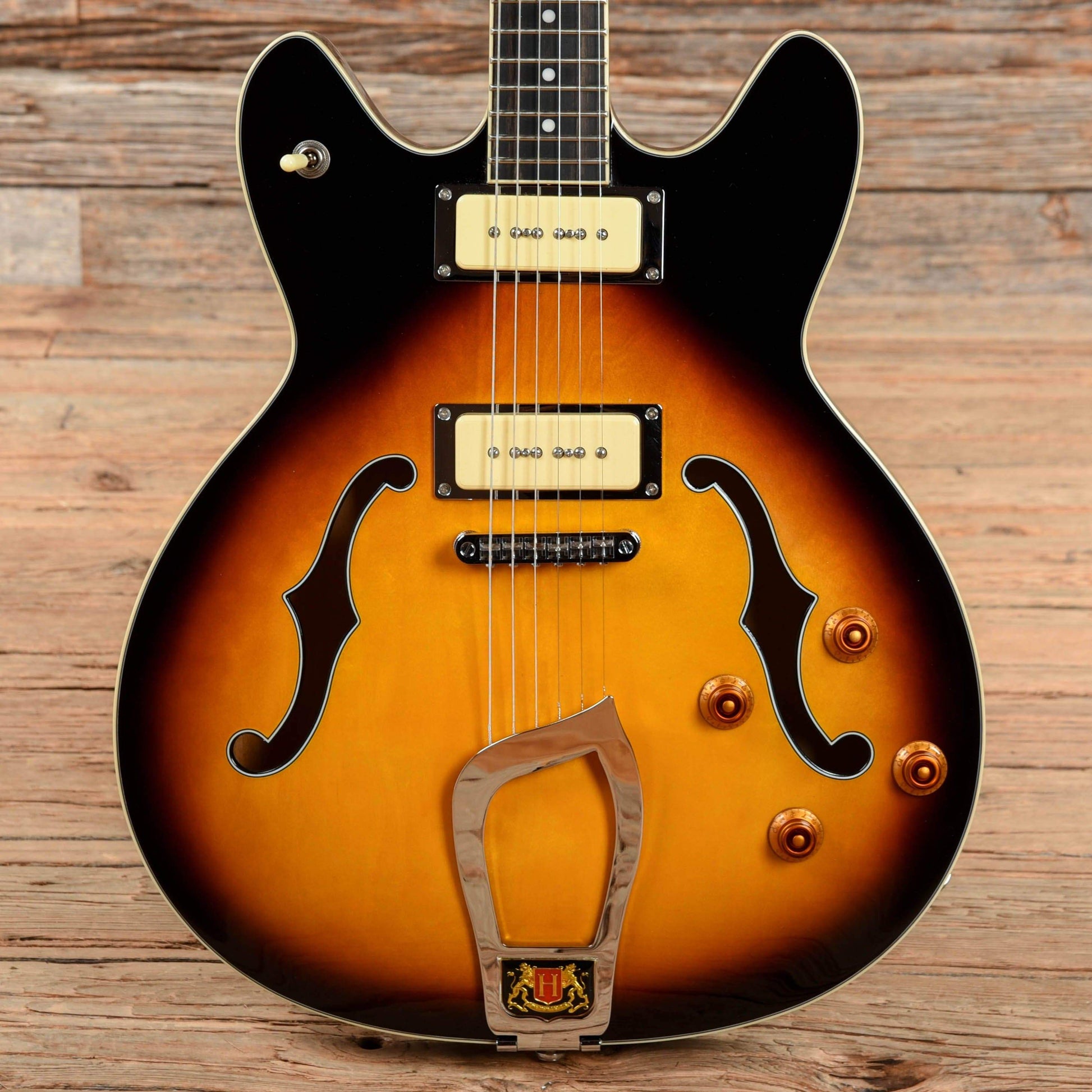 Hagstrom Viking Sunburst 2016 Electric Guitars / Semi-Hollow