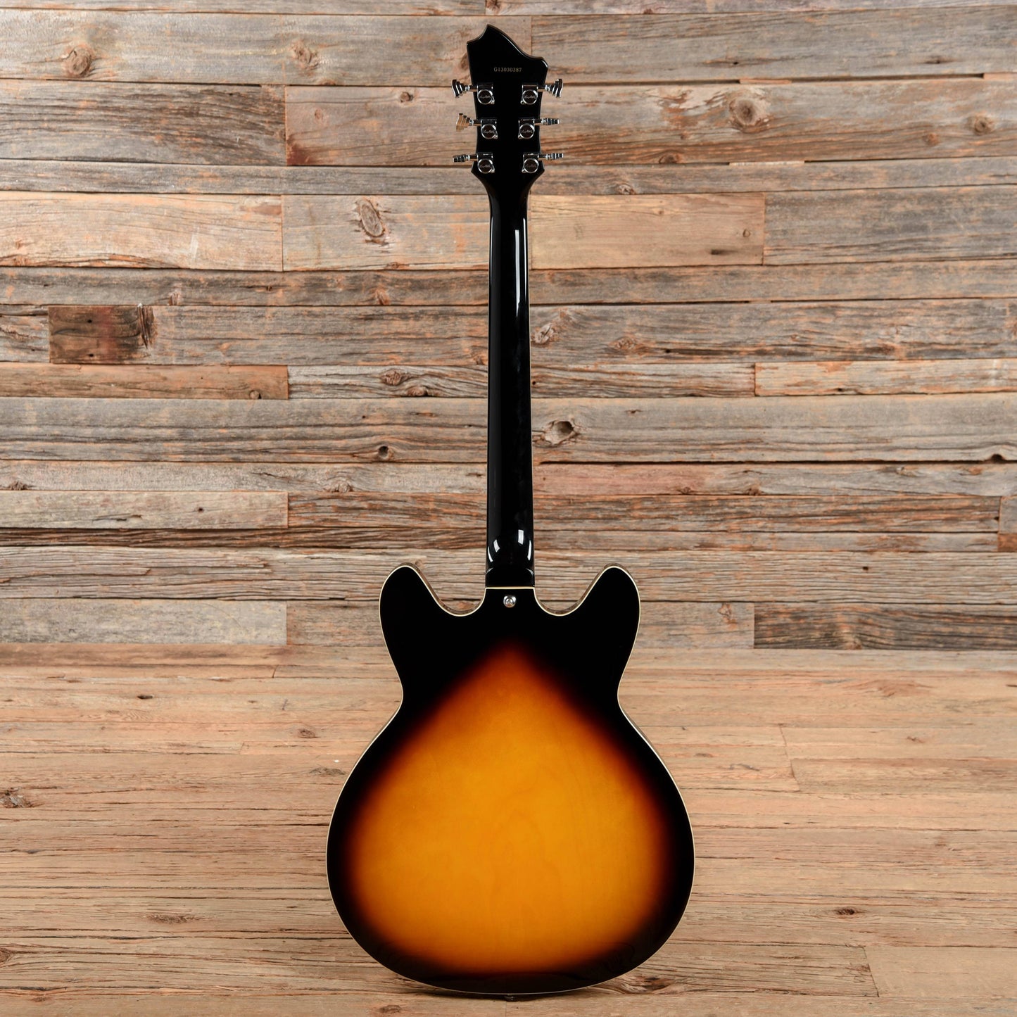 Hagstrom Viking Sunburst 2016 Electric Guitars / Semi-Hollow
