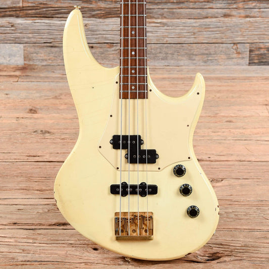 Hamer Cruisebass White 1982 Bass Guitars / 4-String
