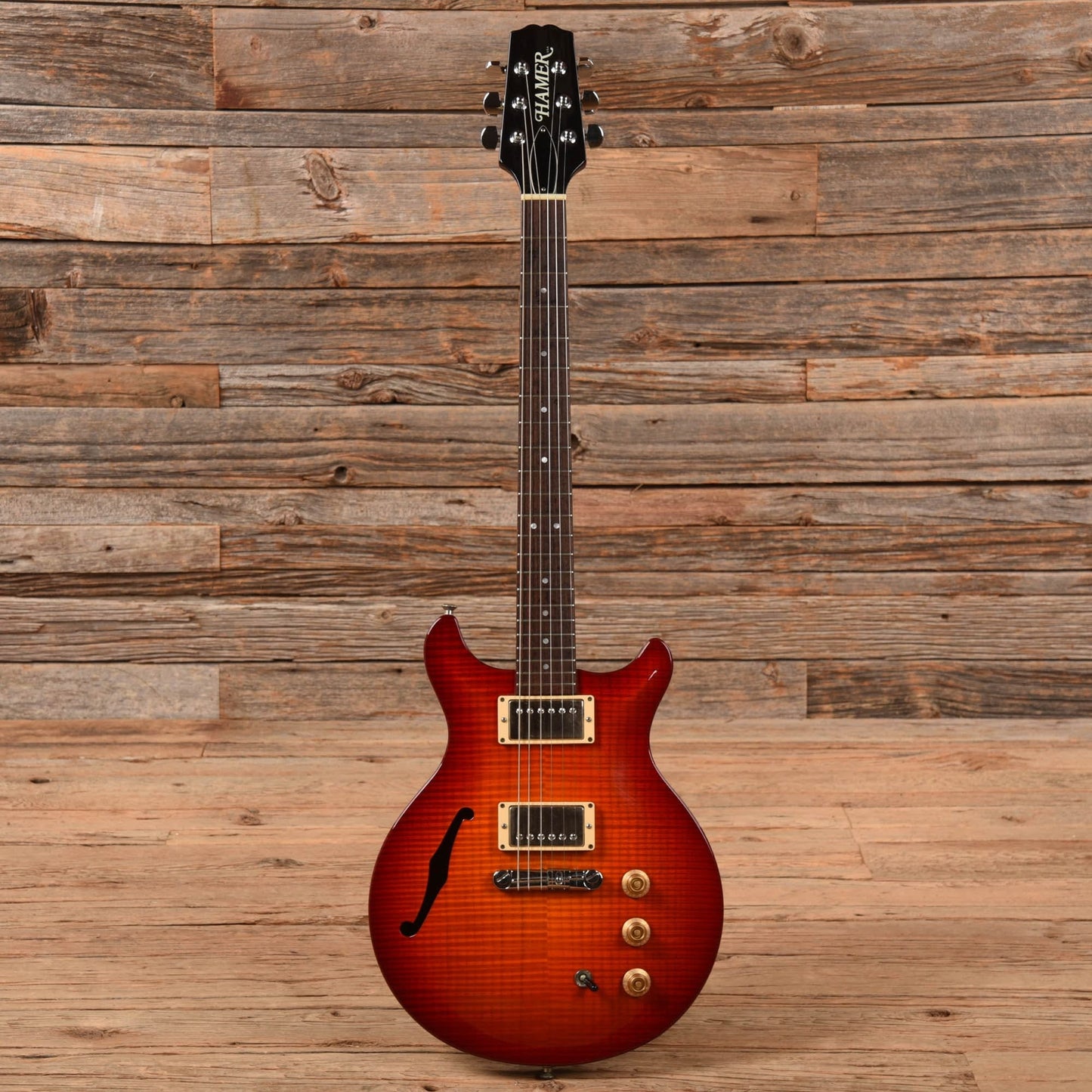 Hamer Artist Studio Sunburst 1995 Electric Guitars / Semi-Hollow