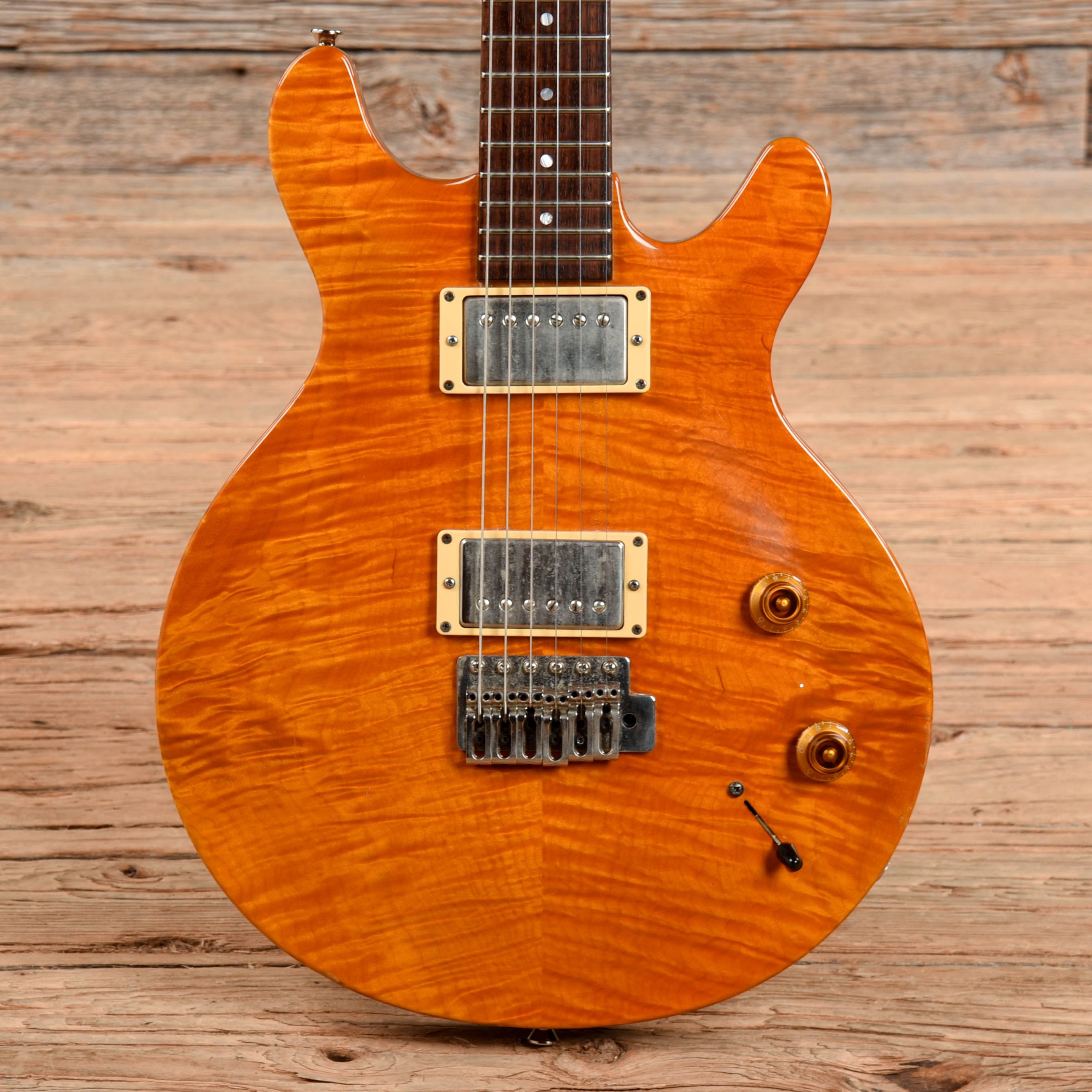 Hamer Mirage II Honey Flame 1996 – Chicago Music Exchange