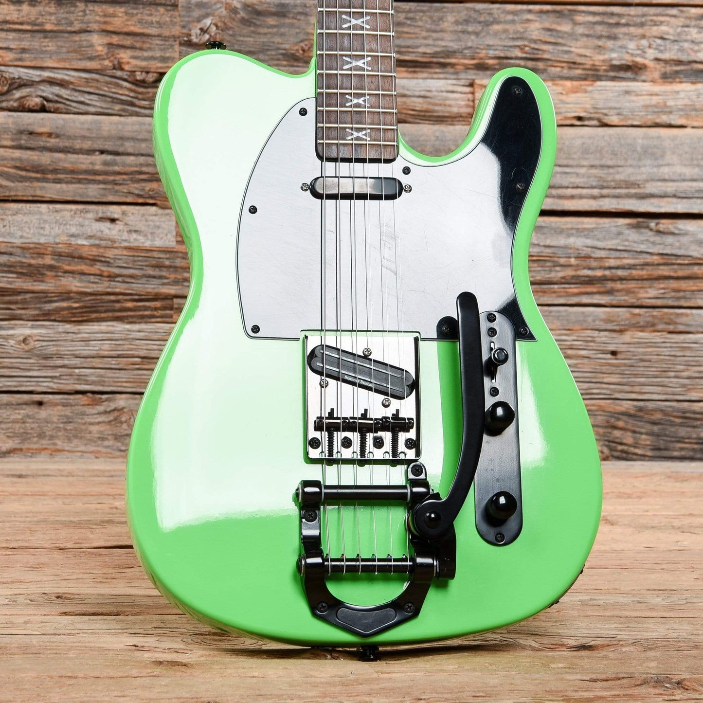 HardLuck Kings Southern Belle Neon Green 2017 Electric Guitars / Solid Body