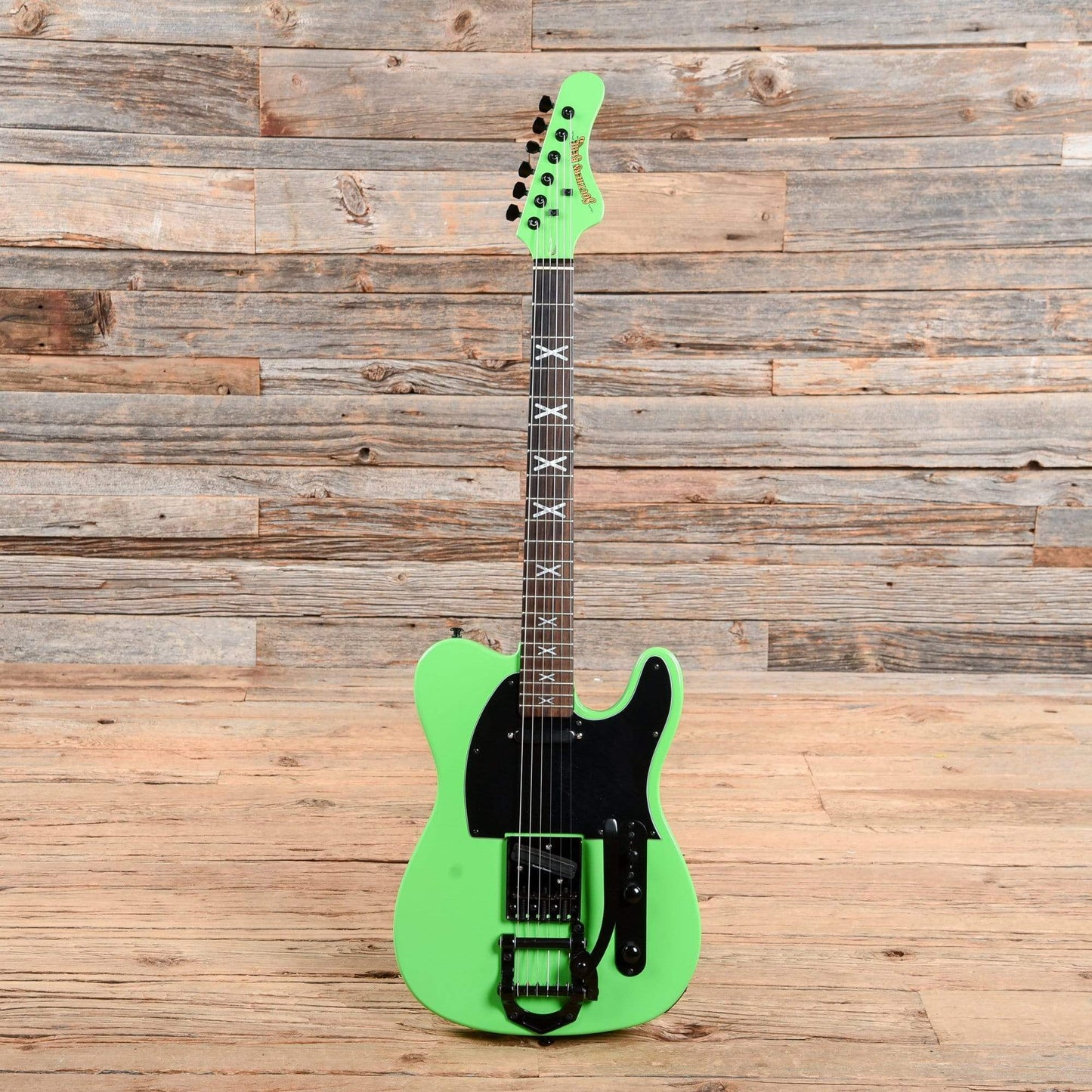 HardLuck Kings Southern Belle Neon Green 2017 Electric Guitars / Solid Body
