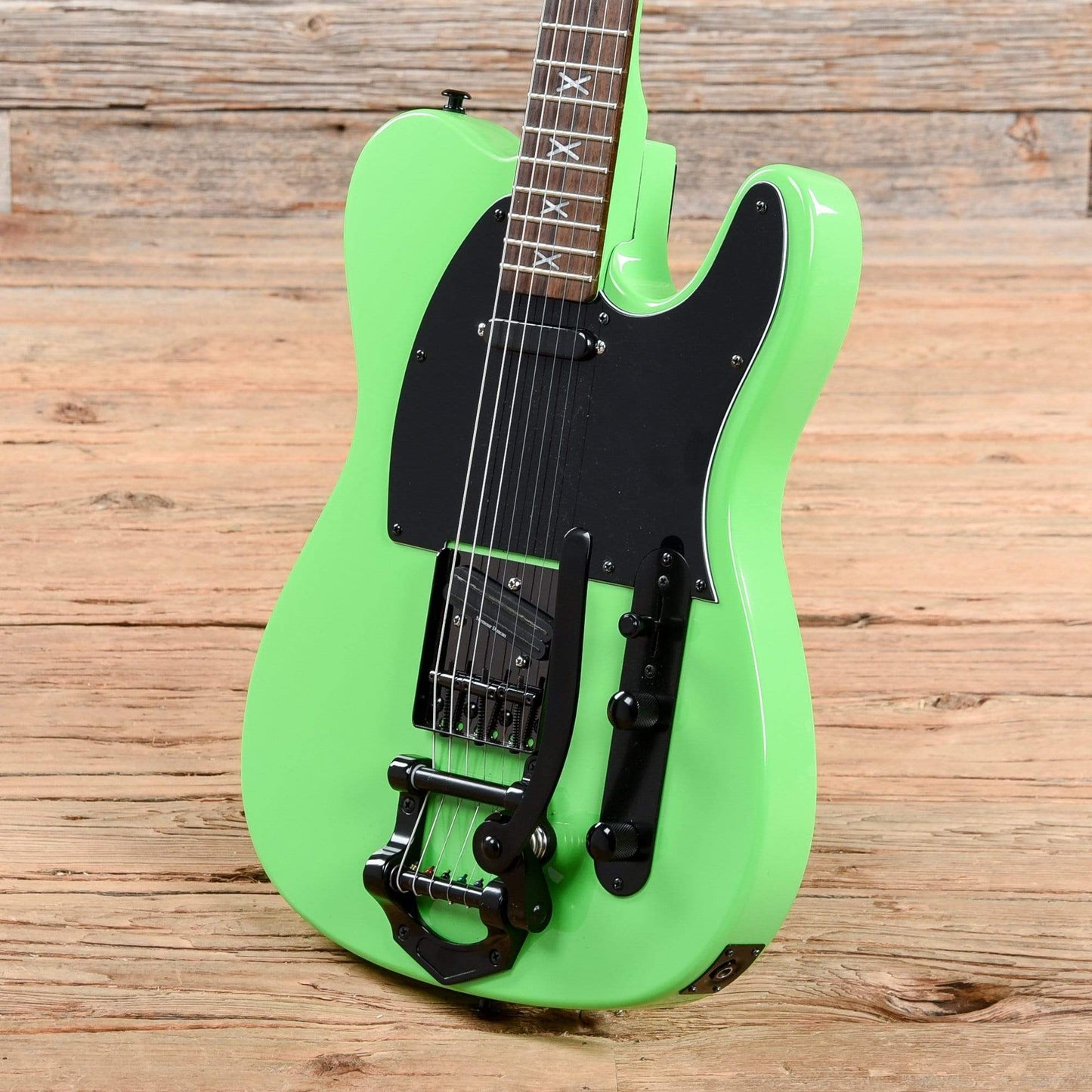 HardLuck Kings Southern Belle Neon Green 2017 Electric Guitars / Solid Body