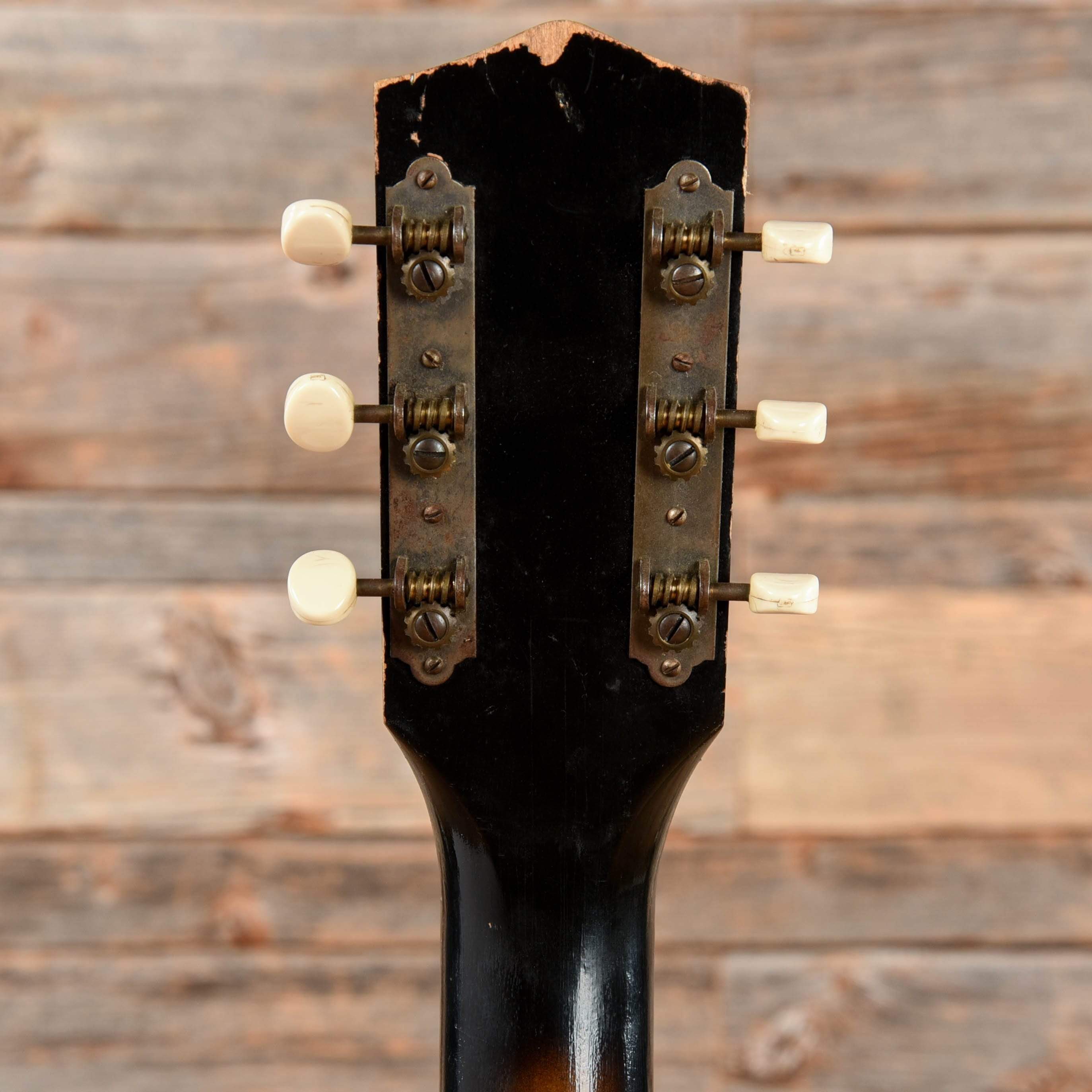 Harmony Rocket Sunburst 1960s Electric Guitars / Hollow Body