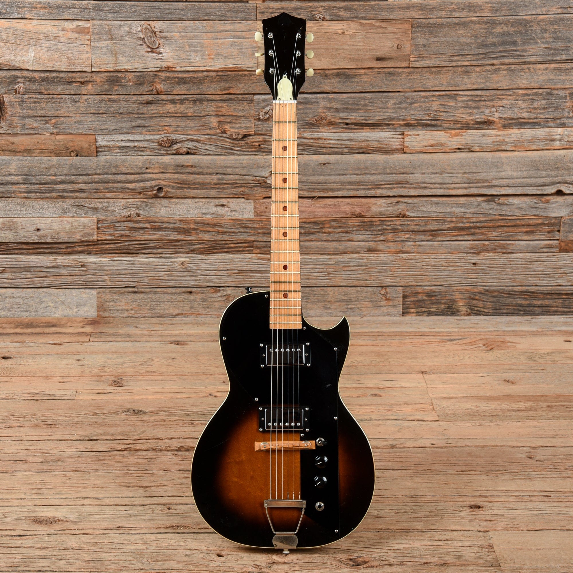 Harmony Stratotone Sunburst 1960s Electric Guitars / Hollow Body