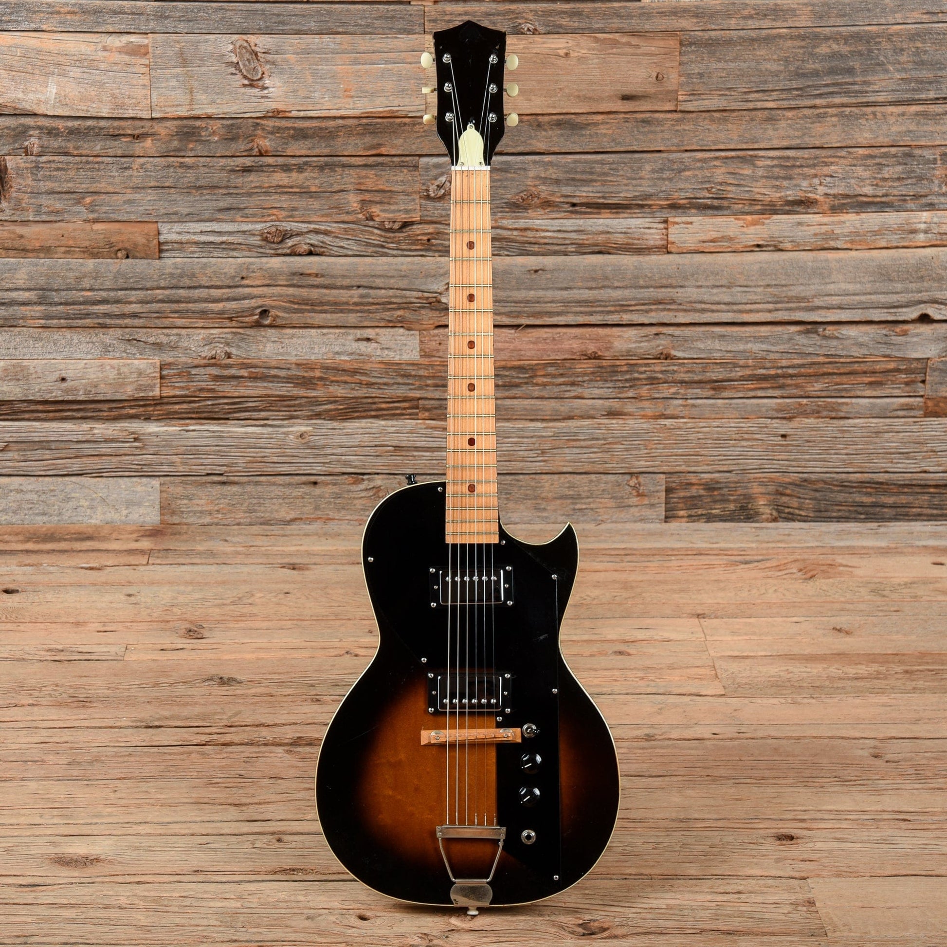 Harmony Stratotone Sunburst 1960s Electric Guitars / Hollow Body