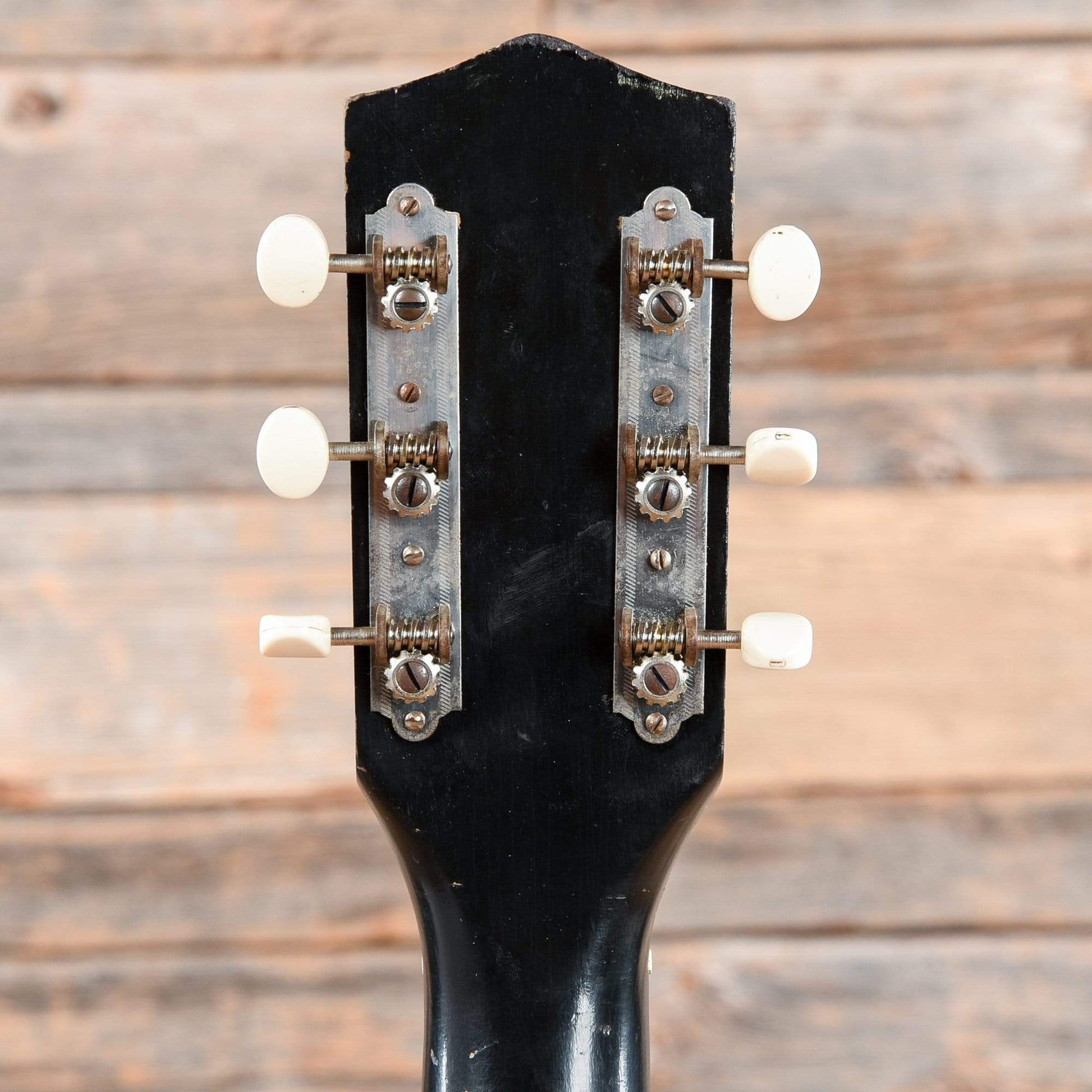 Harmony H46 Stratotone Black 1961 Electric Guitars / Semi-Hollow