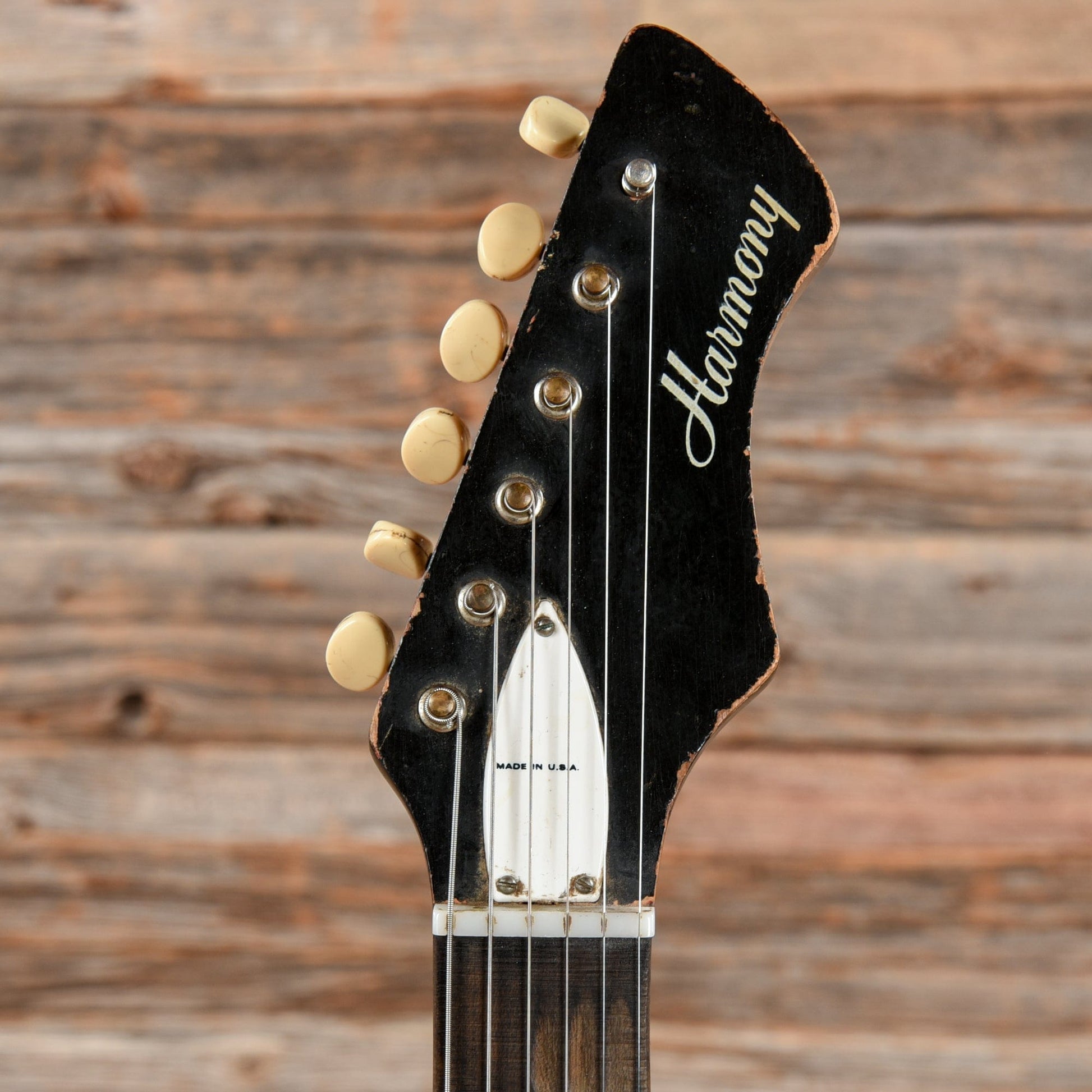 Harmony Bobkat Sunburst 1965 Electric Guitars / Solid Body