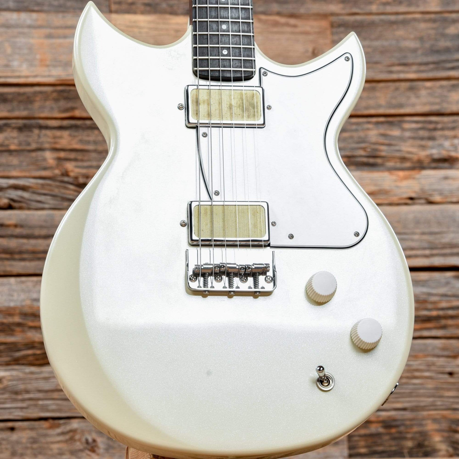 Harmony Rebel Pearl White Electric Guitars / Solid Body