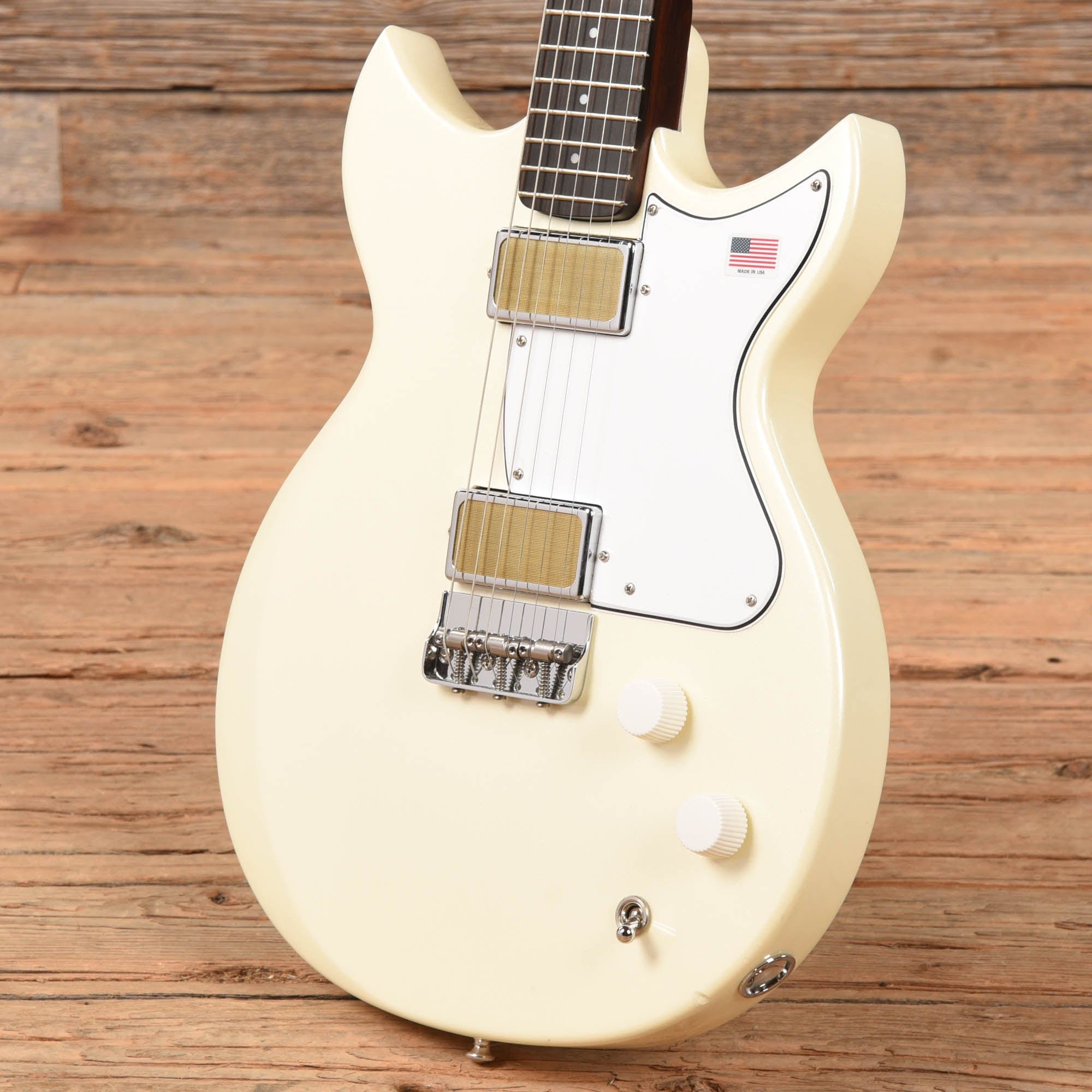 Harmony Rebel Pearl White Electric Guitars / Solid Body