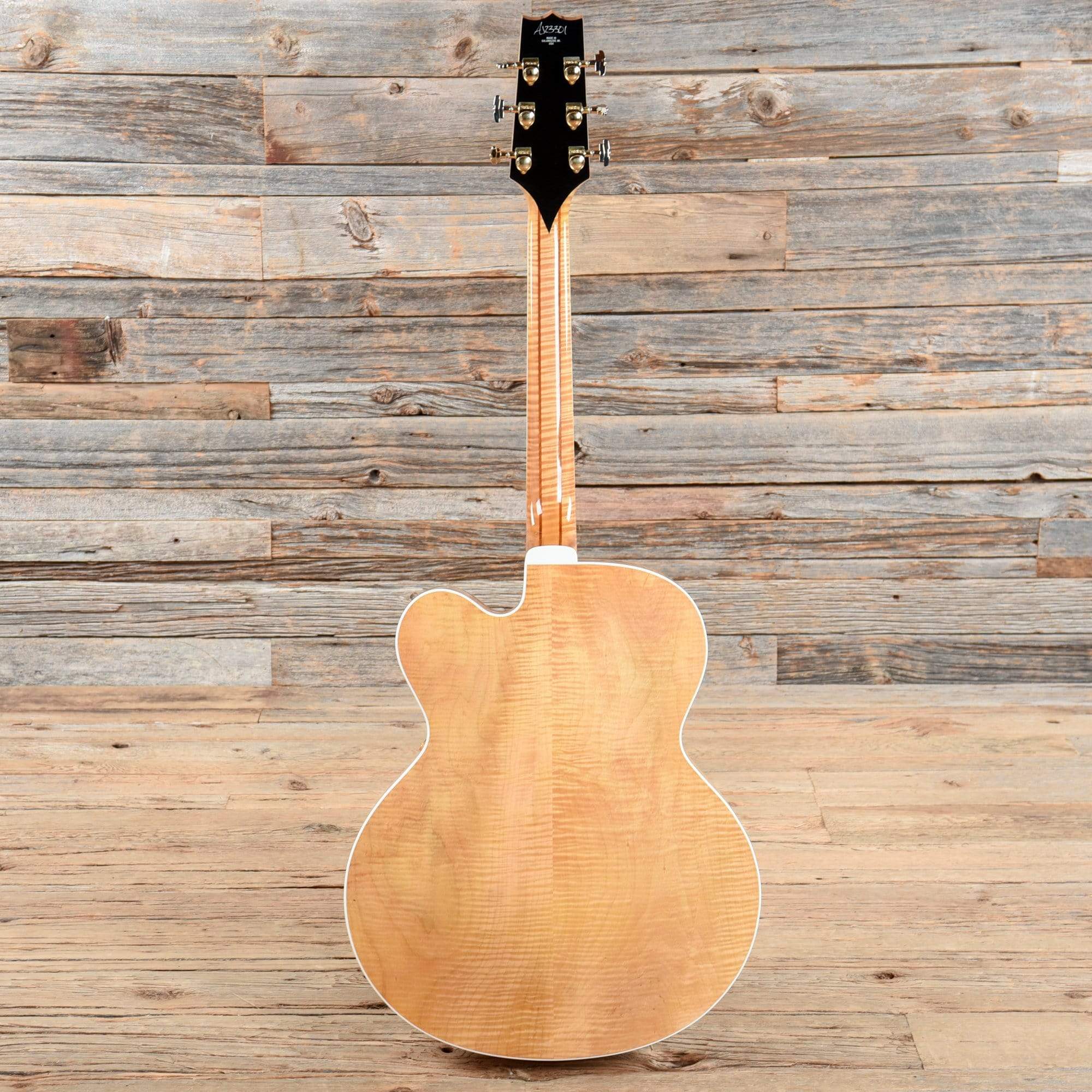 Heritage Eagle Natural 2019 Electric Guitars / Hollow Body