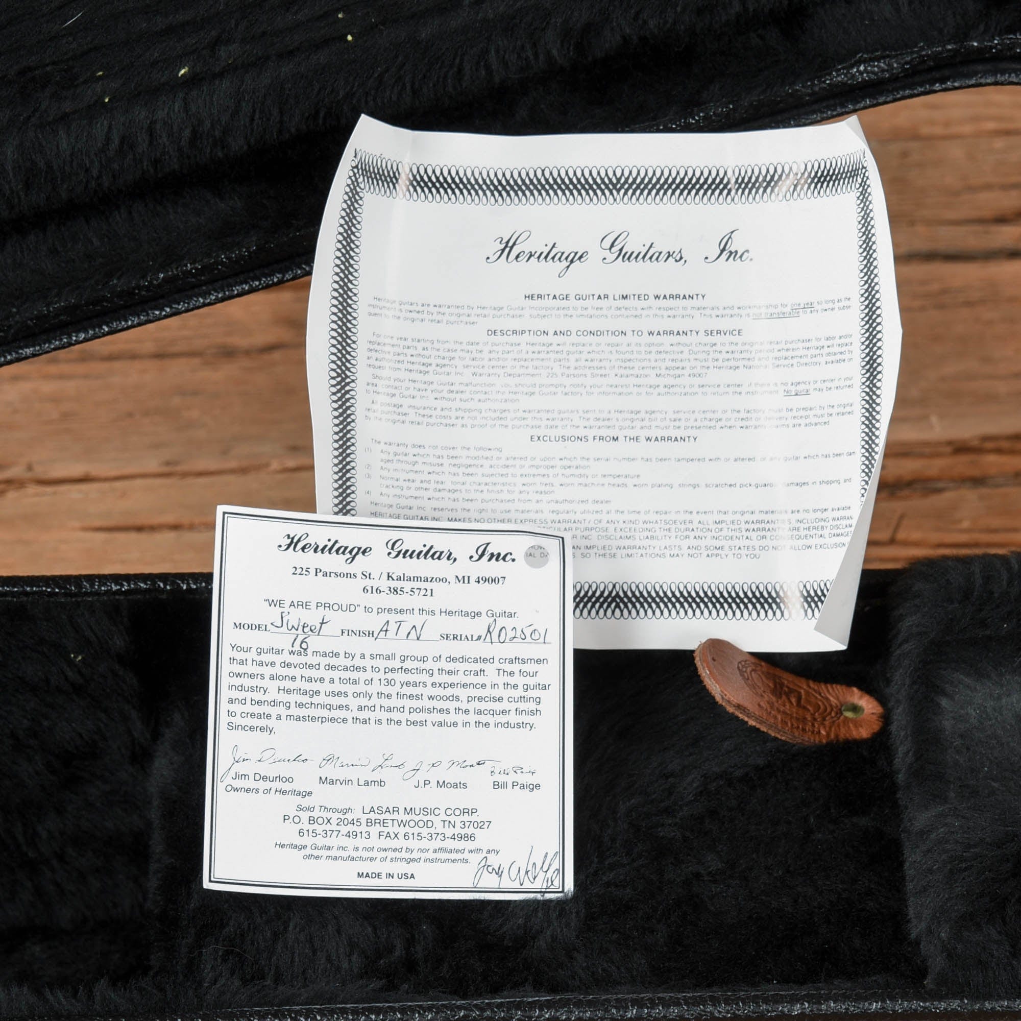 Heritage Sweet 16 Natural 2001 Electric Guitars / Hollow Body