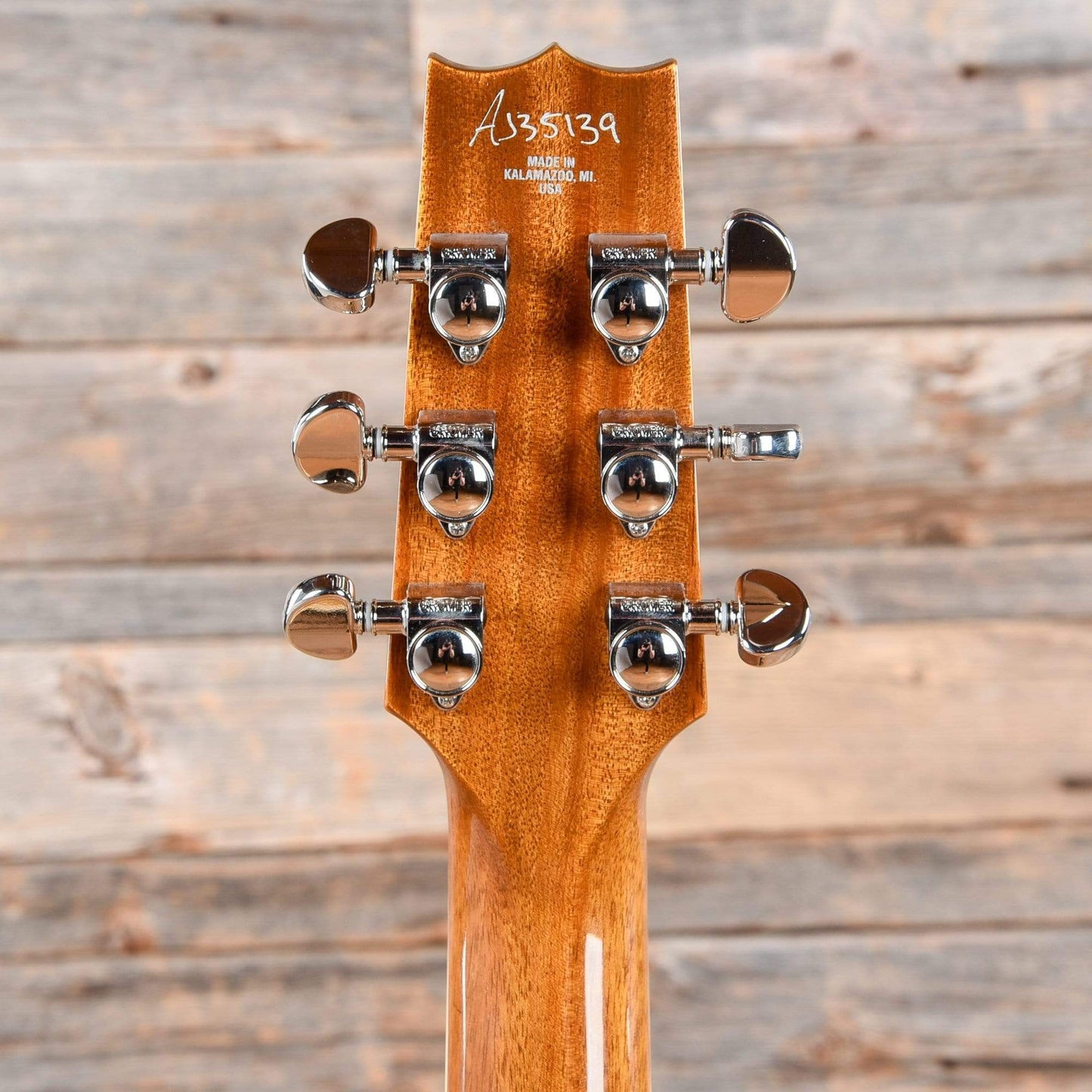 Heritage H-535 Standard Semi-Hollow Antique Natural Electric Guitars / Semi-Hollow