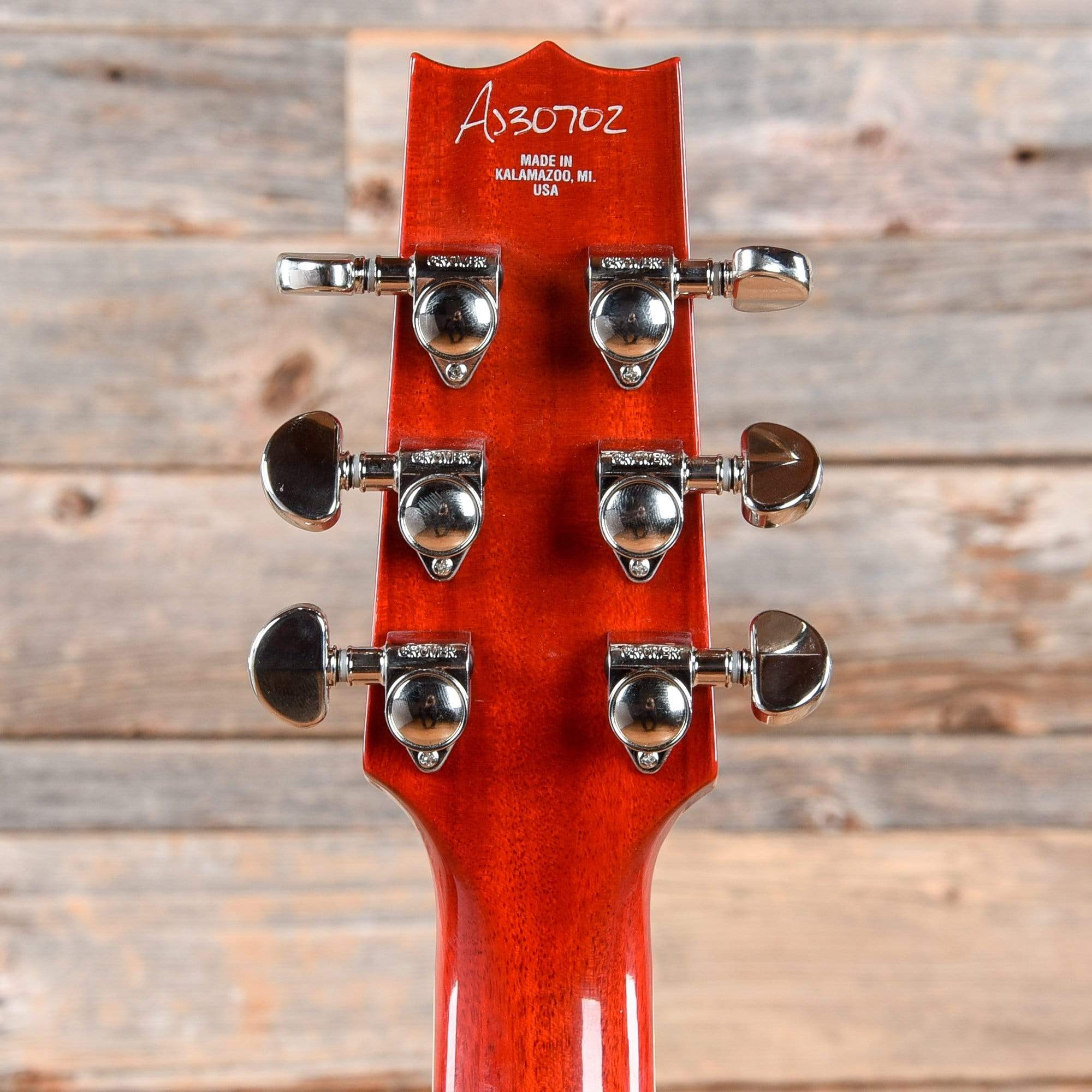 Heritage H-535 Standard Semi-Hollow Translucent Cherry Electric Guitars / Semi-Hollow