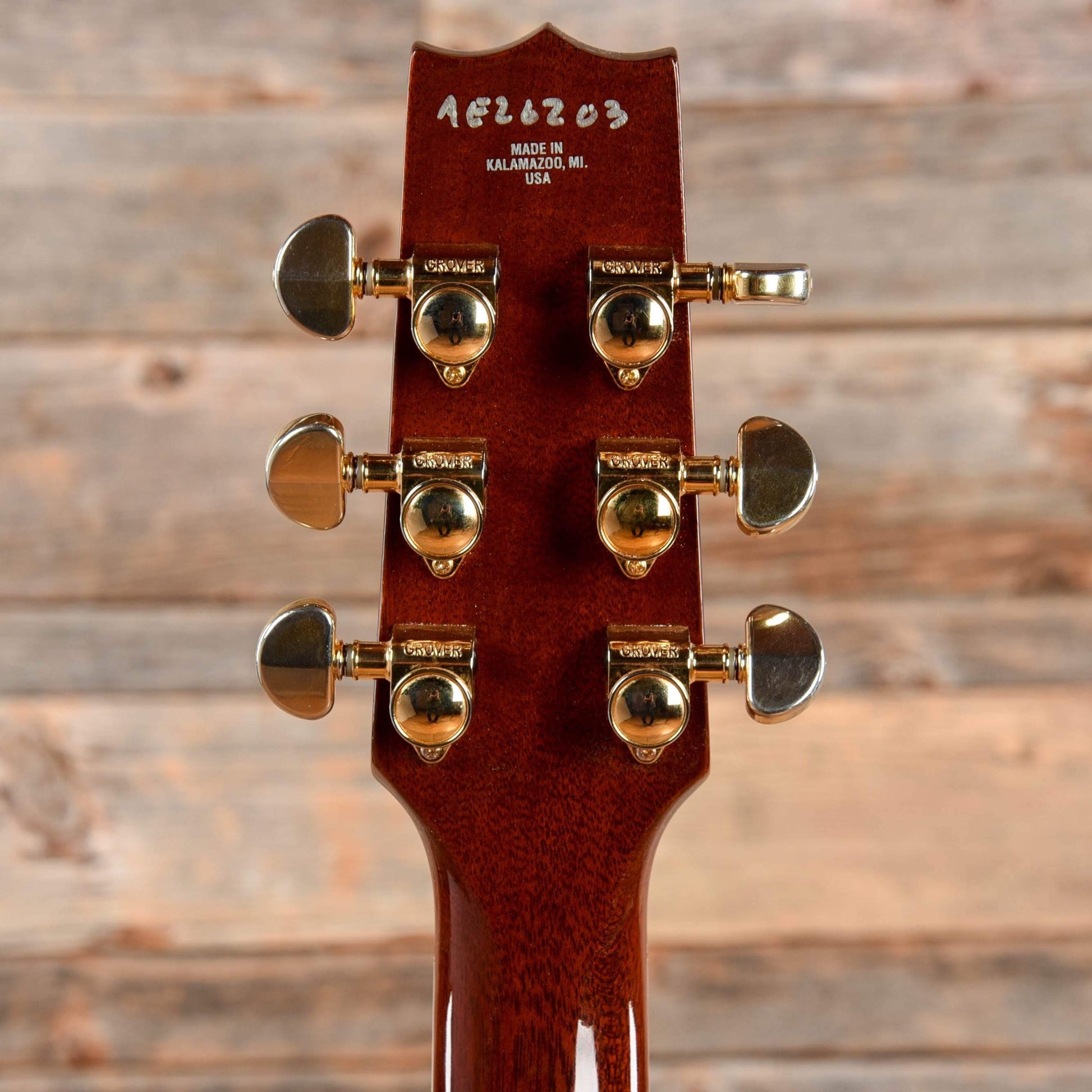 Heritage H-555 Amber 2014 Electric Guitars / Semi-Hollow