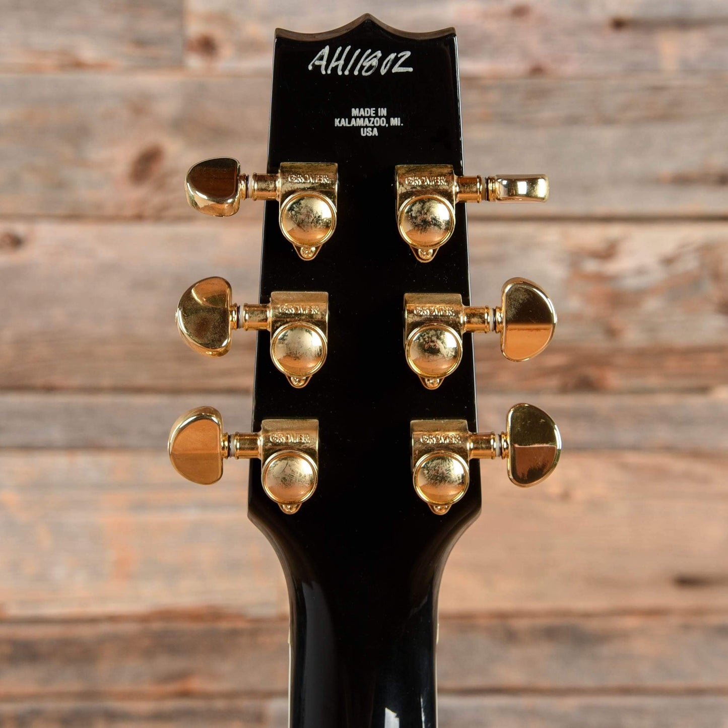 Heritage H-555 Ebony 2017 Electric Guitars / Semi-Hollow