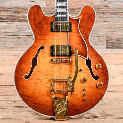 Heritage H-555 Vintage Almond Sunburst 1994 Electric Guitars / Semi-Hollow