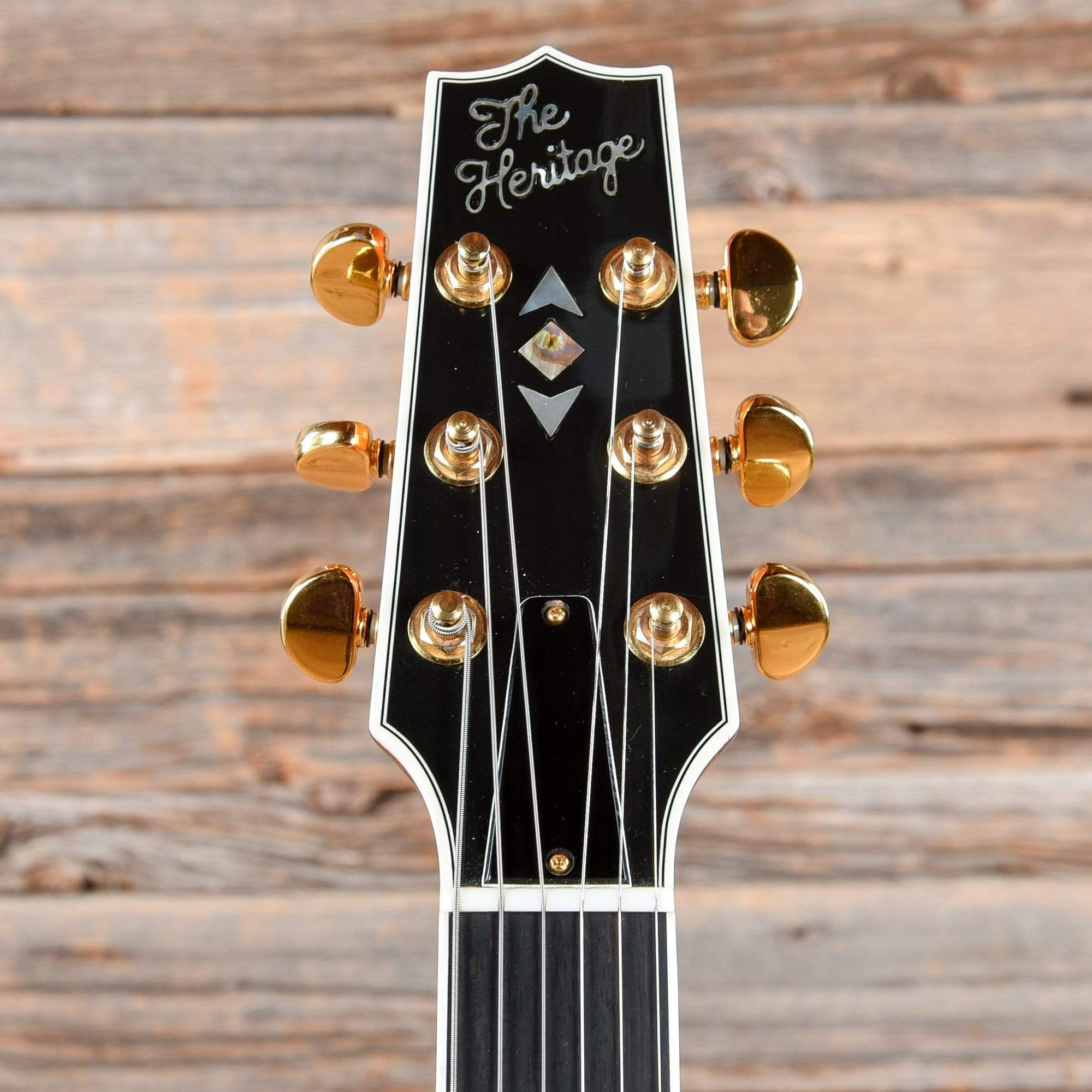 Heritage H-555 Vintage Almond Sunburst 1994 Electric Guitars / Semi-Hollow