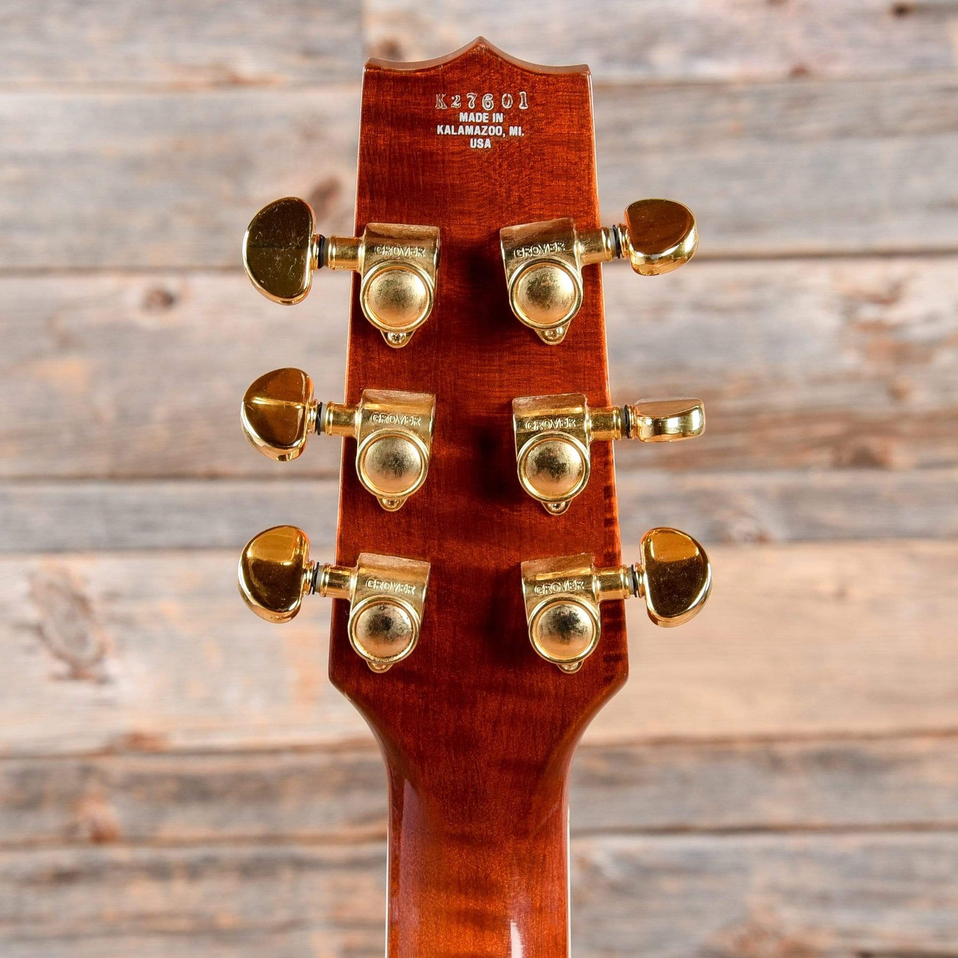 Heritage H-555 Vintage Almond Sunburst 1994 Electric Guitars / Semi-Hollow