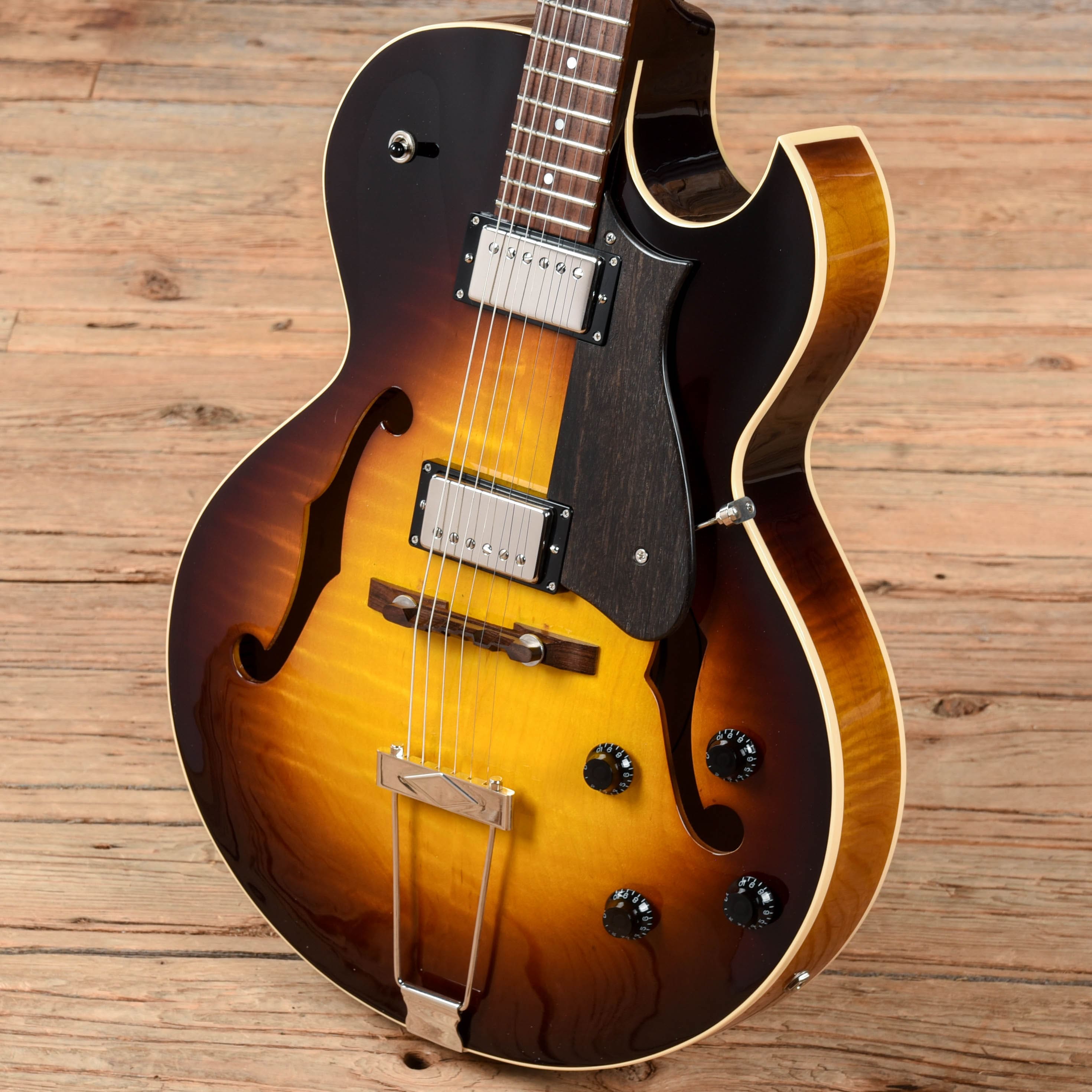 Heritage Standard H-575 Tobacco Burst 2019 Electric Guitars / Semi-Hollow