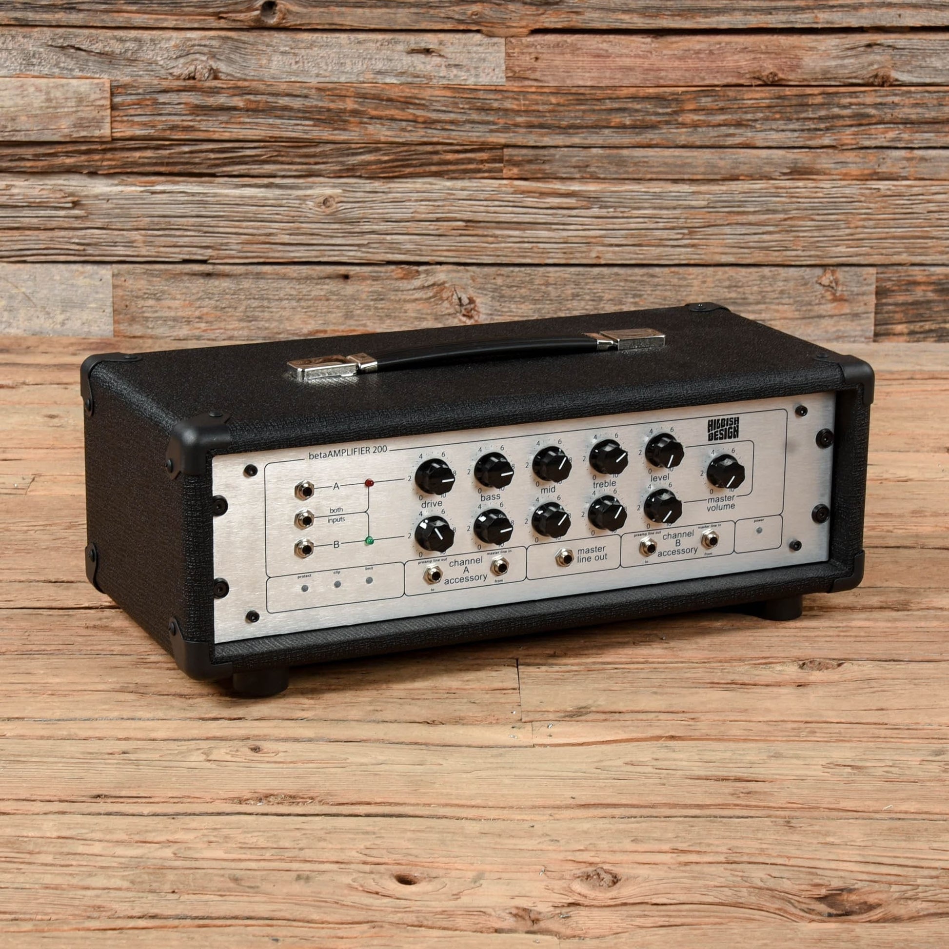 Hilbish Design betaAMPLIFIER 200 Amps / Guitar Cabinets