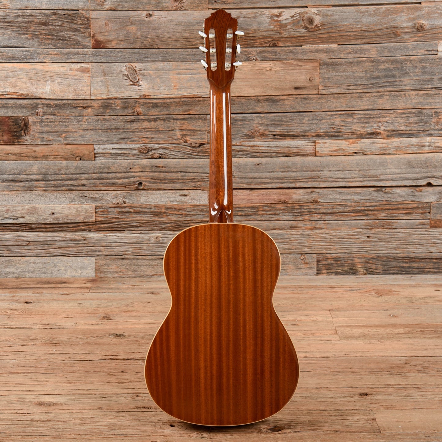 Hofner HF15 Classical Guitar Natural Acoustic Guitars / Concert